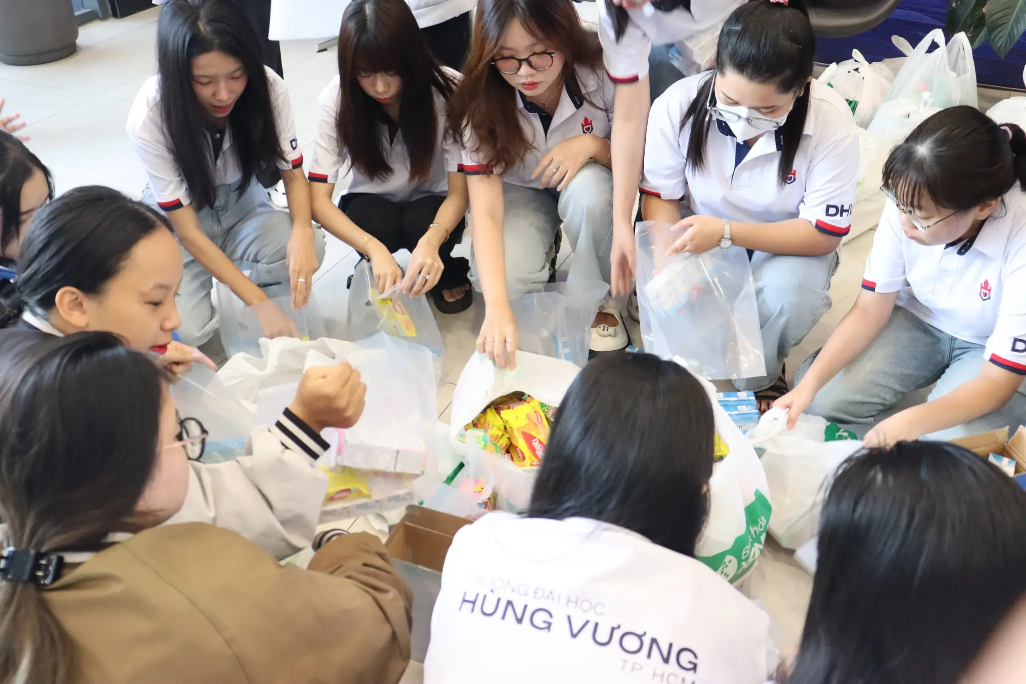 DHV - Trường Đại Học Hùng Vương TPHCM