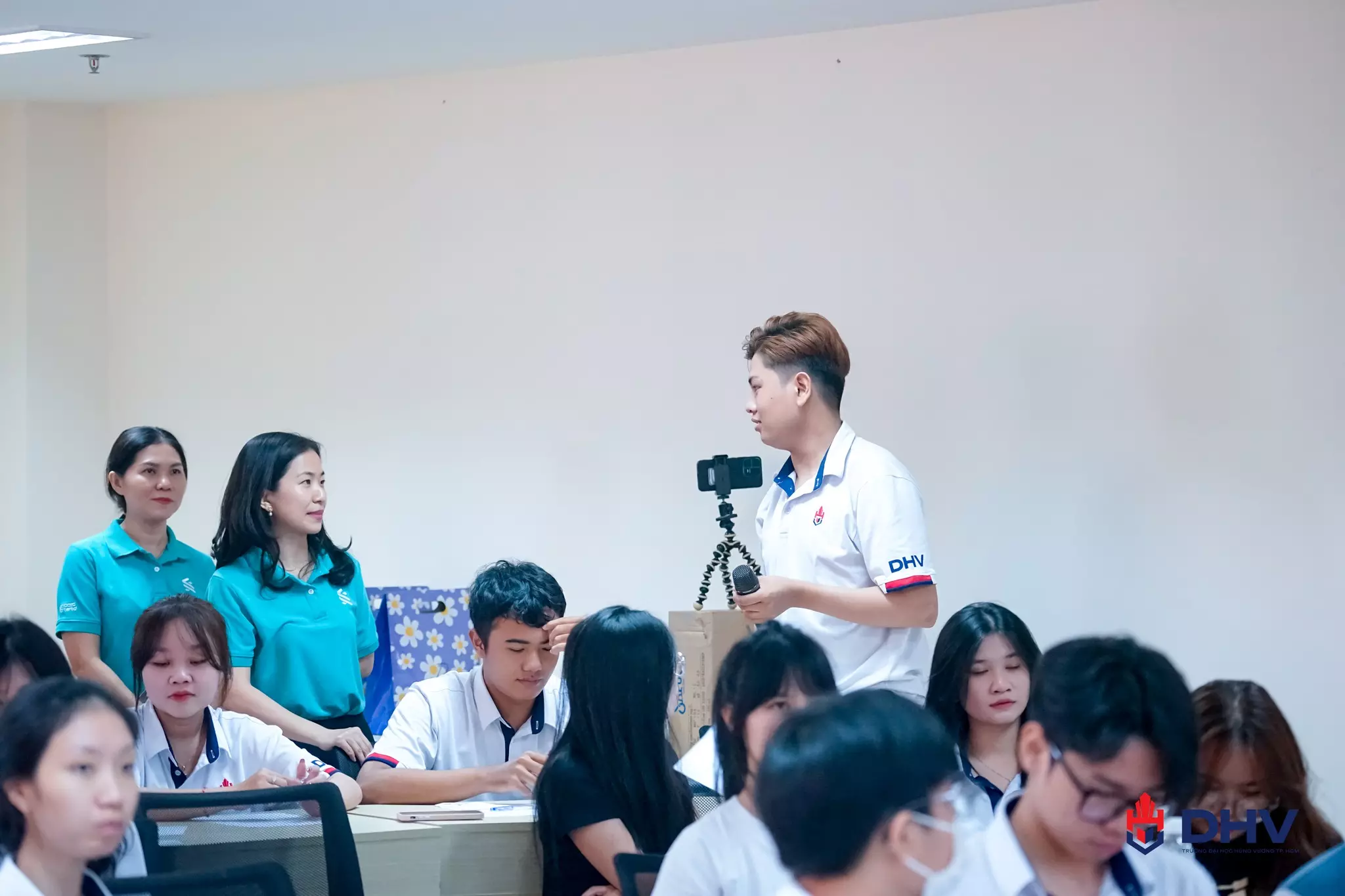 DHV - Trường Đại Học Hùng Vương TPHCM