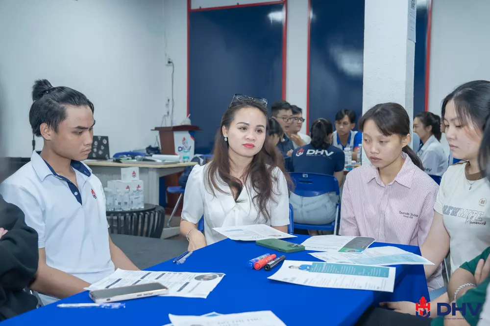 DHV - Trường Đại Học Hùng Vương TPHCM