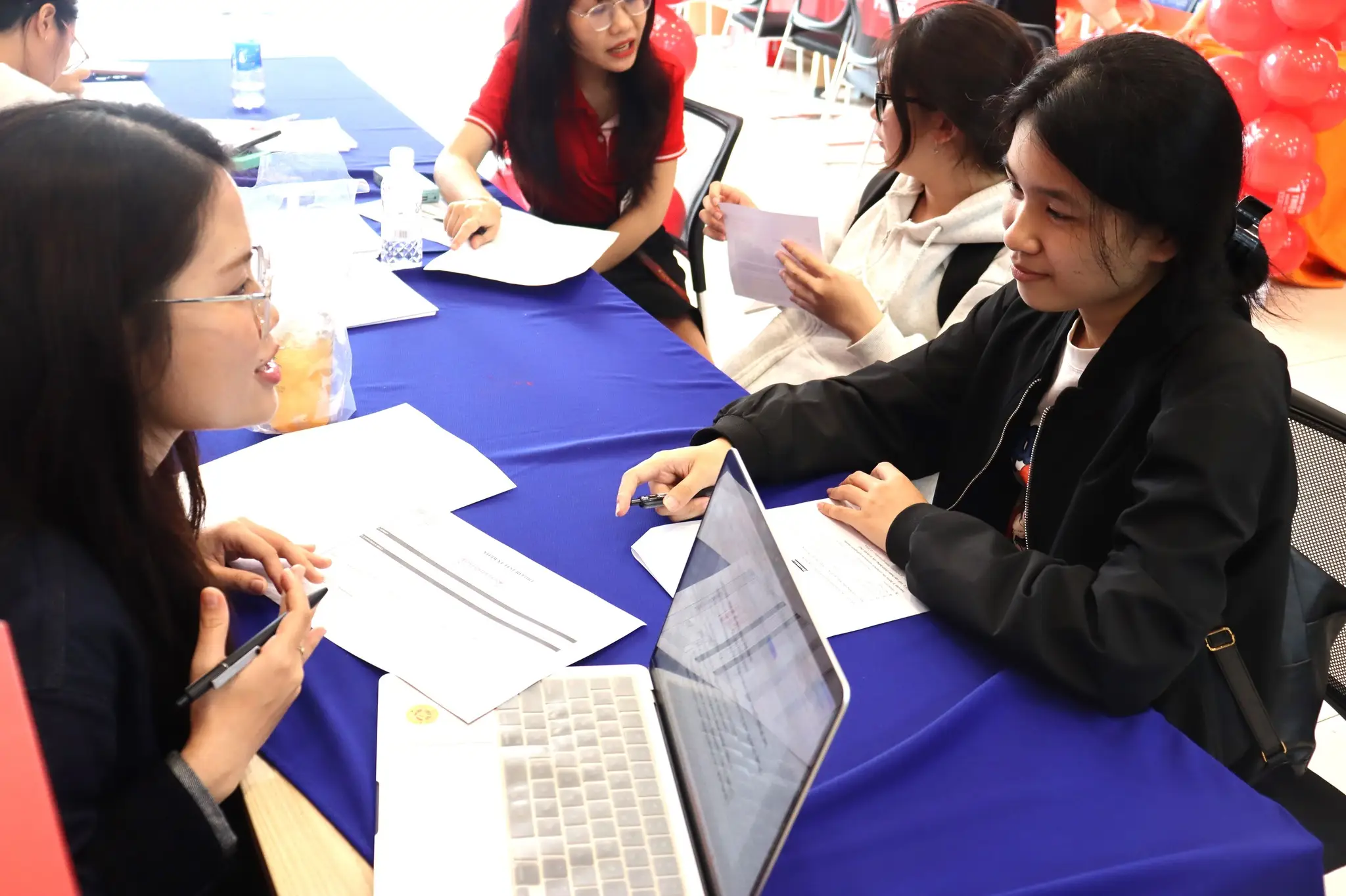 DHV - Trường Đại Học Hùng Vương TPHCM