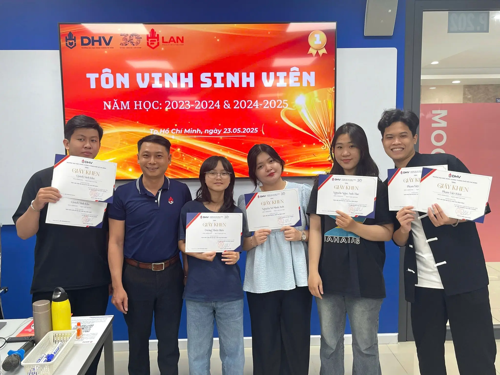 DHV - Trường Đại Học Hùng Vương TPHCM
