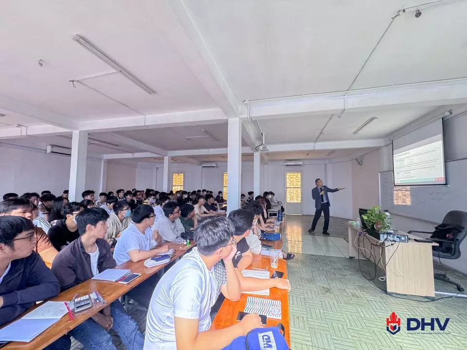 DHV - Trường Đại Học Hùng Vương TPHCM