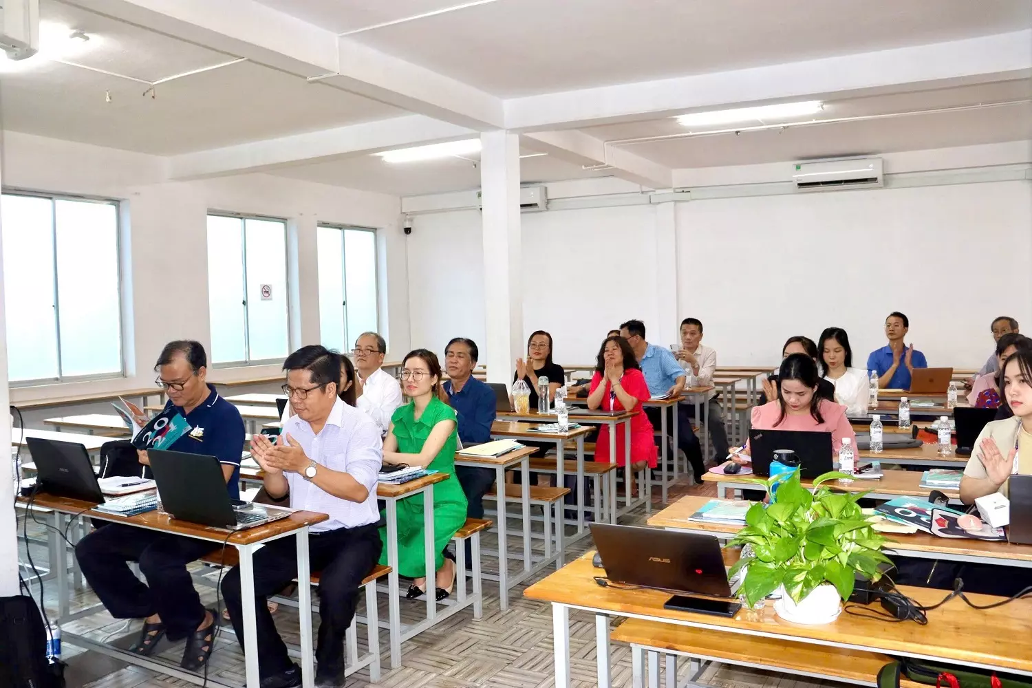 DHV - Trường Đại Học Hùng Vương TPHCM