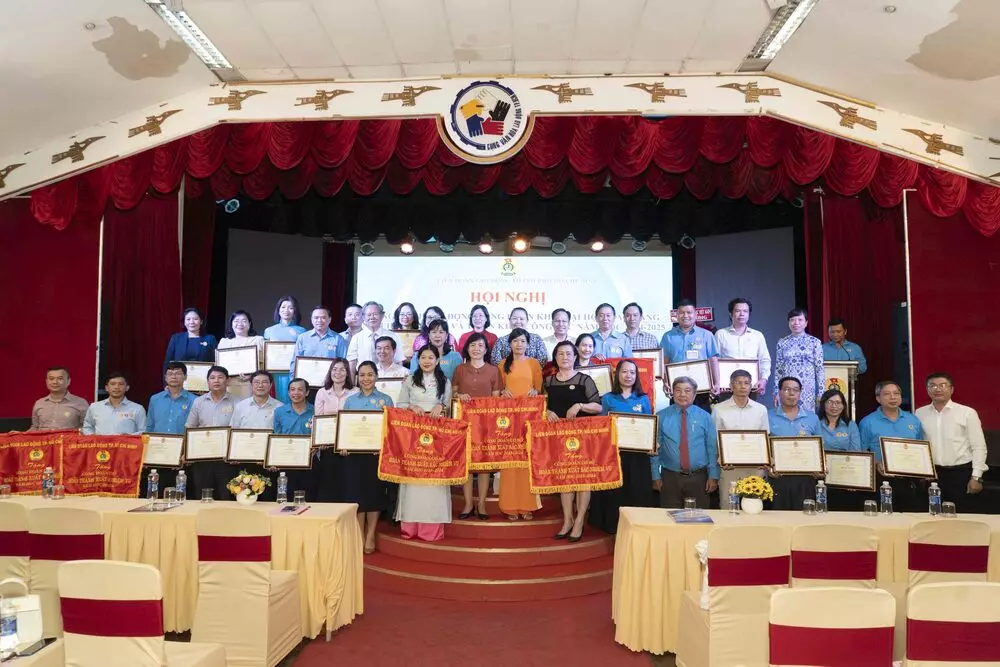 DHV - Trường Đại Học Hùng Vương TPHCM