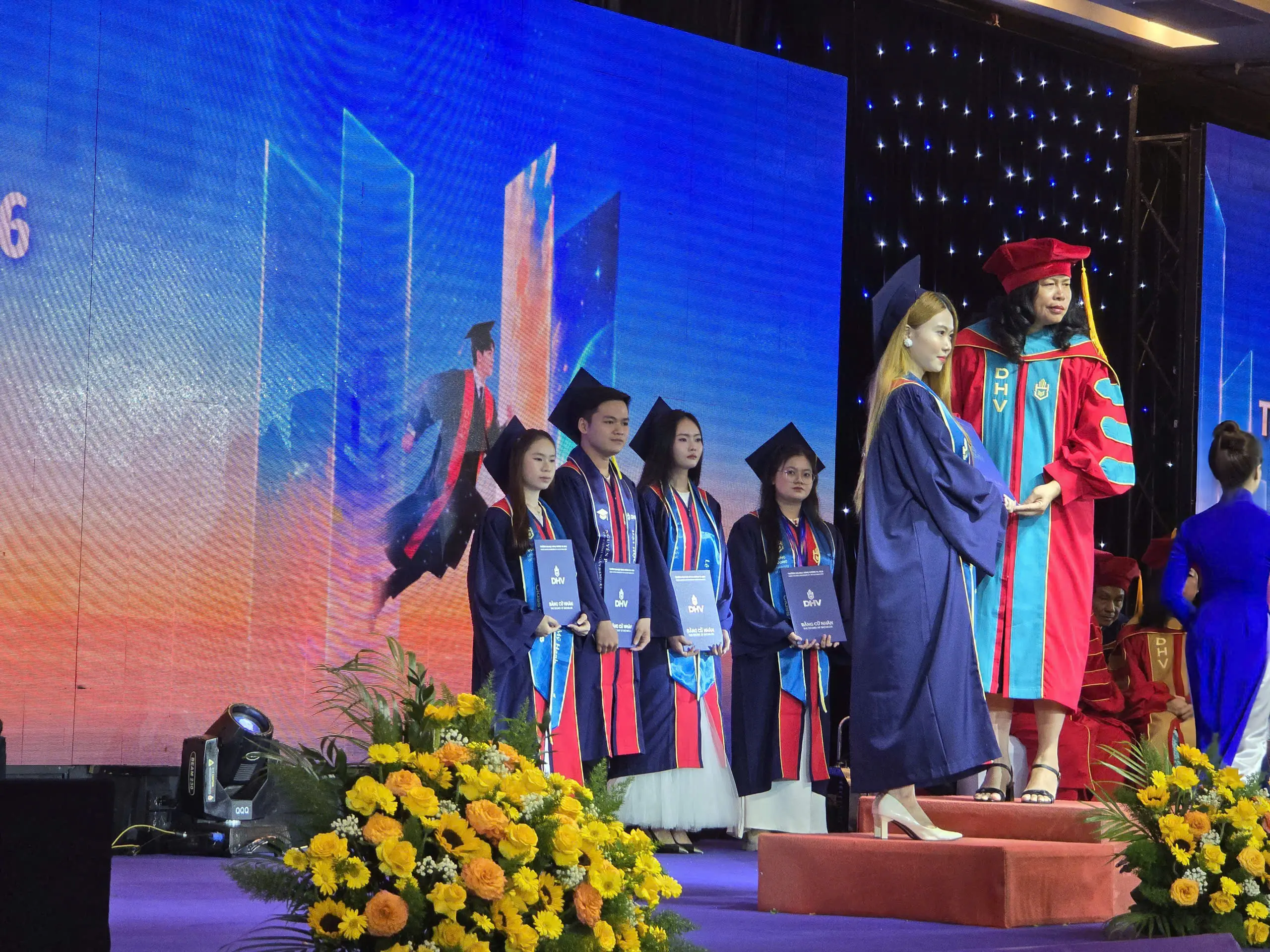 DHV - Trường Đại Học Hùng Vương TPHCM