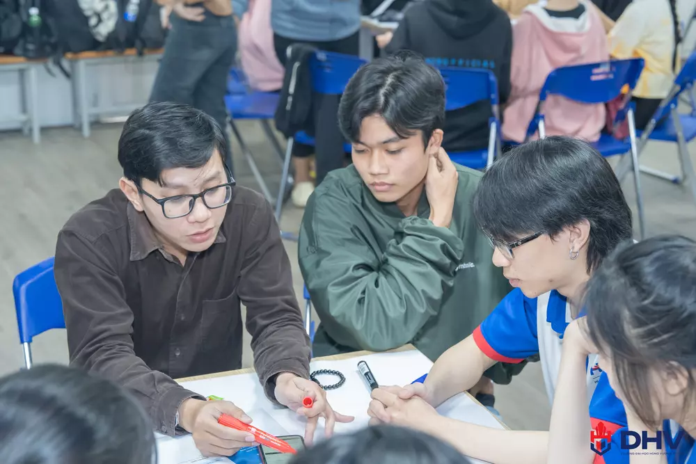 DHV - Trường Đại Học Hùng Vương TPHCM