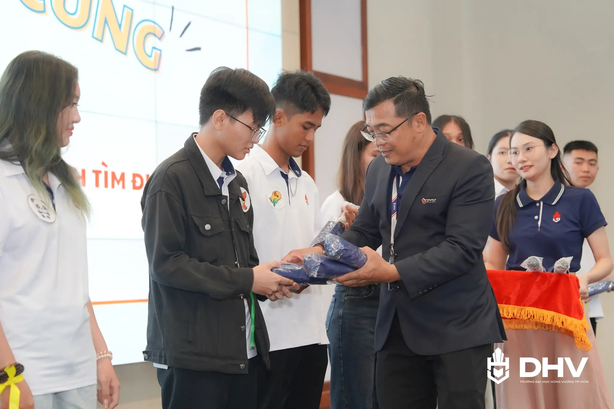 DHV - Trường Đại Học Hùng Vương TPHCM
