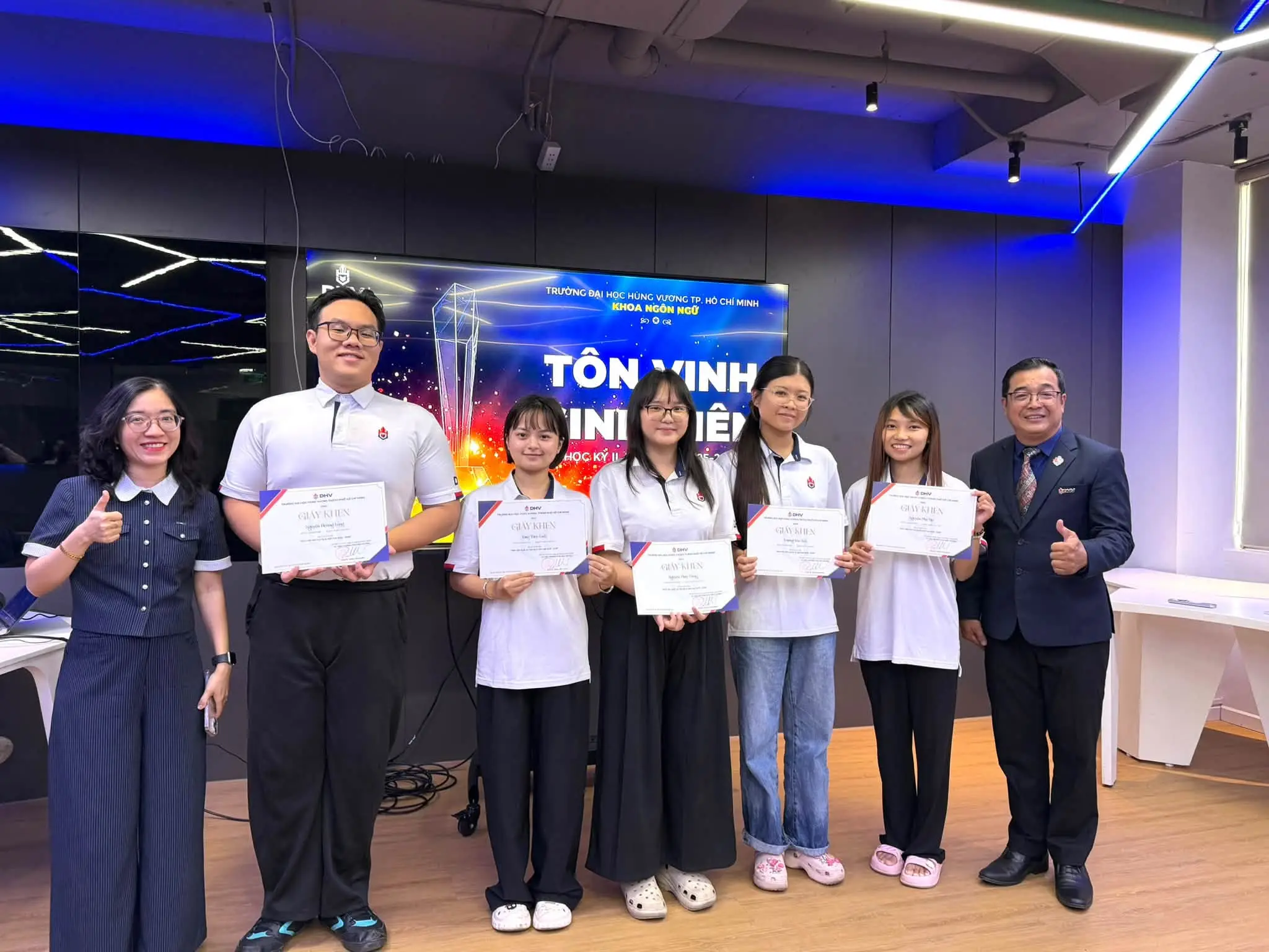 DHV - Trường Đại Học Hùng Vương TPHCM
