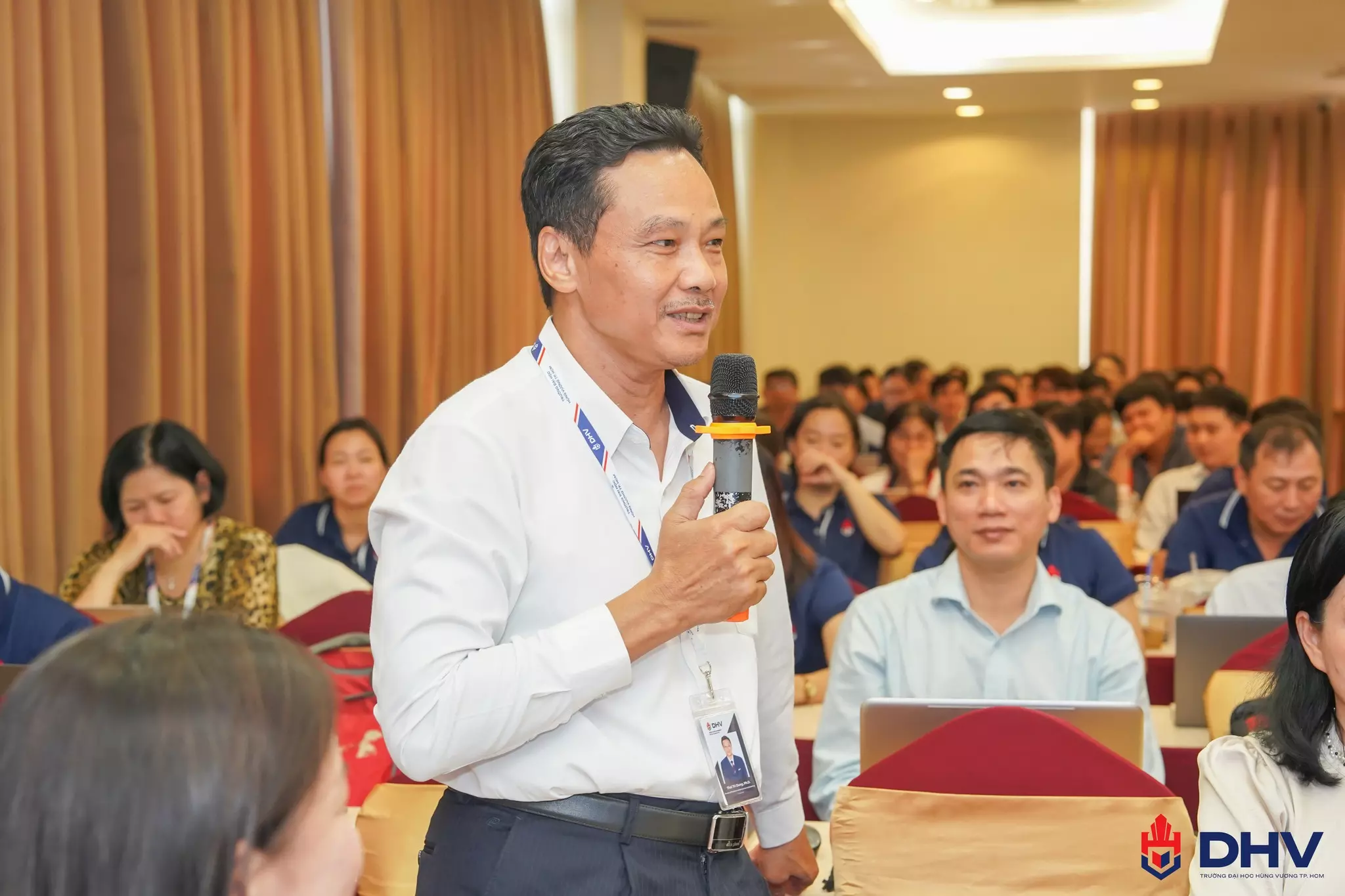 Các Thầy /Cô cùng nhau chia sẻ ý kiến và đặt câu hỏi về các vấn đề trong chuyển đổi số