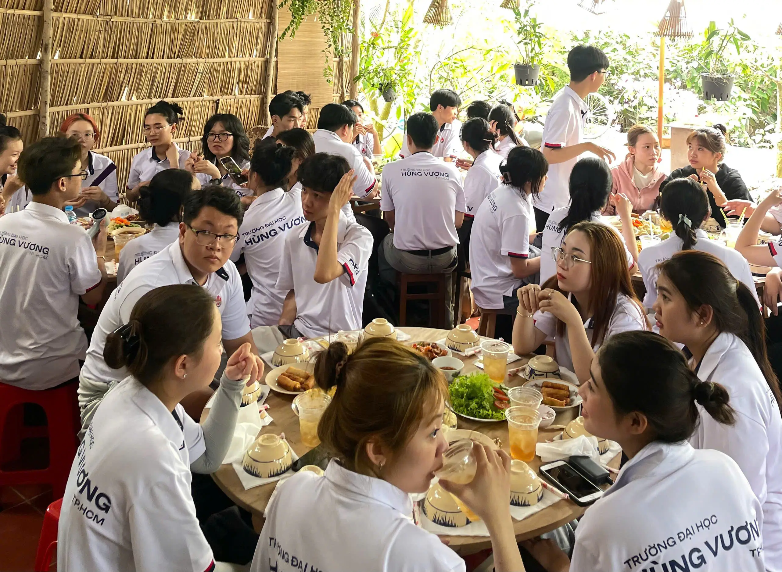 DHV - Trường Đại Học Hùng Vương TPHCM