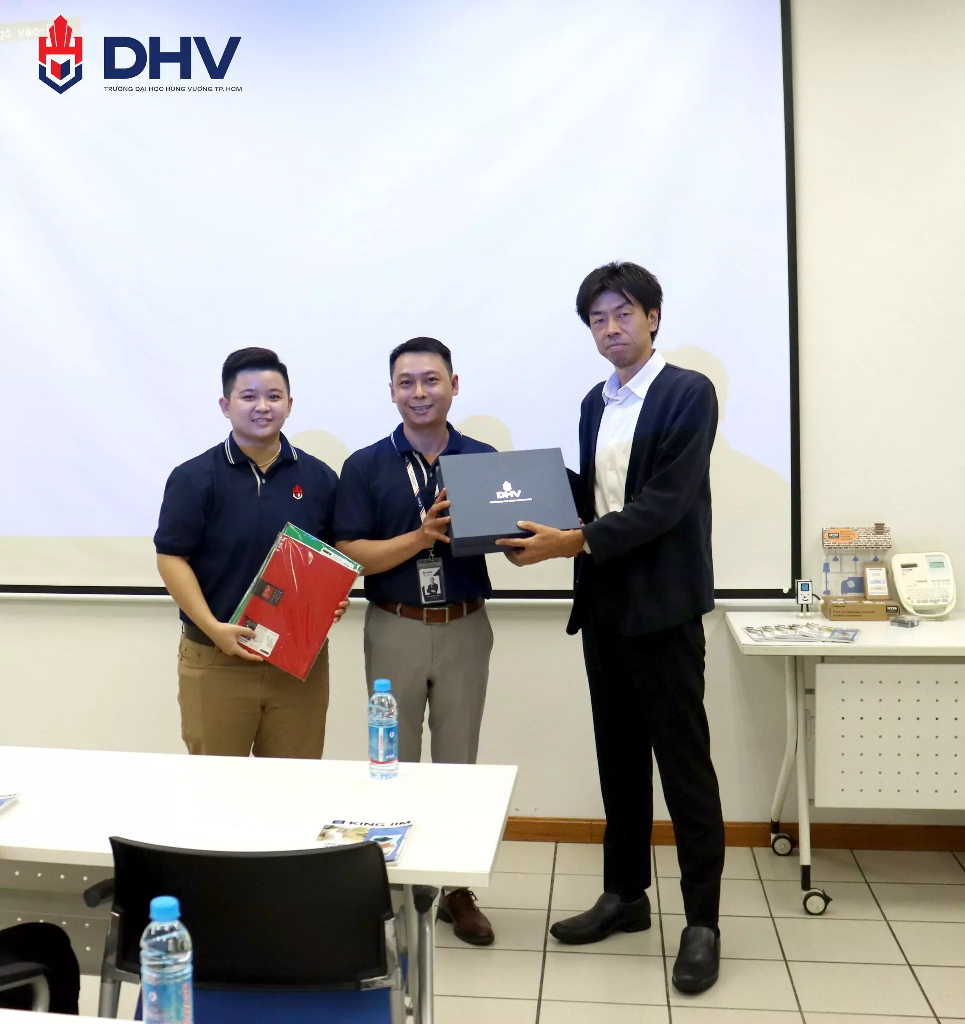 DHV - Trường Đại Học Hùng Vương TPHCM