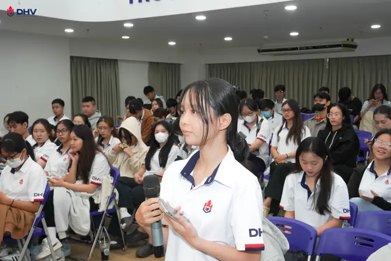 DHV - Trường Đại Học Hùng Vương TPHCM