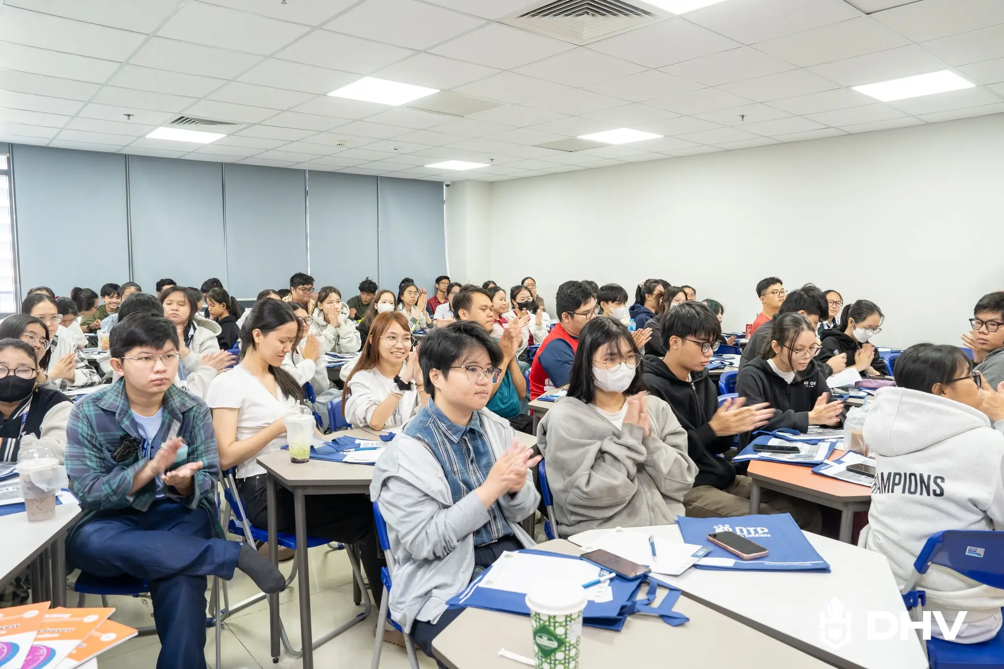 DHV - Trường Đại Học Hùng Vương TPHCM