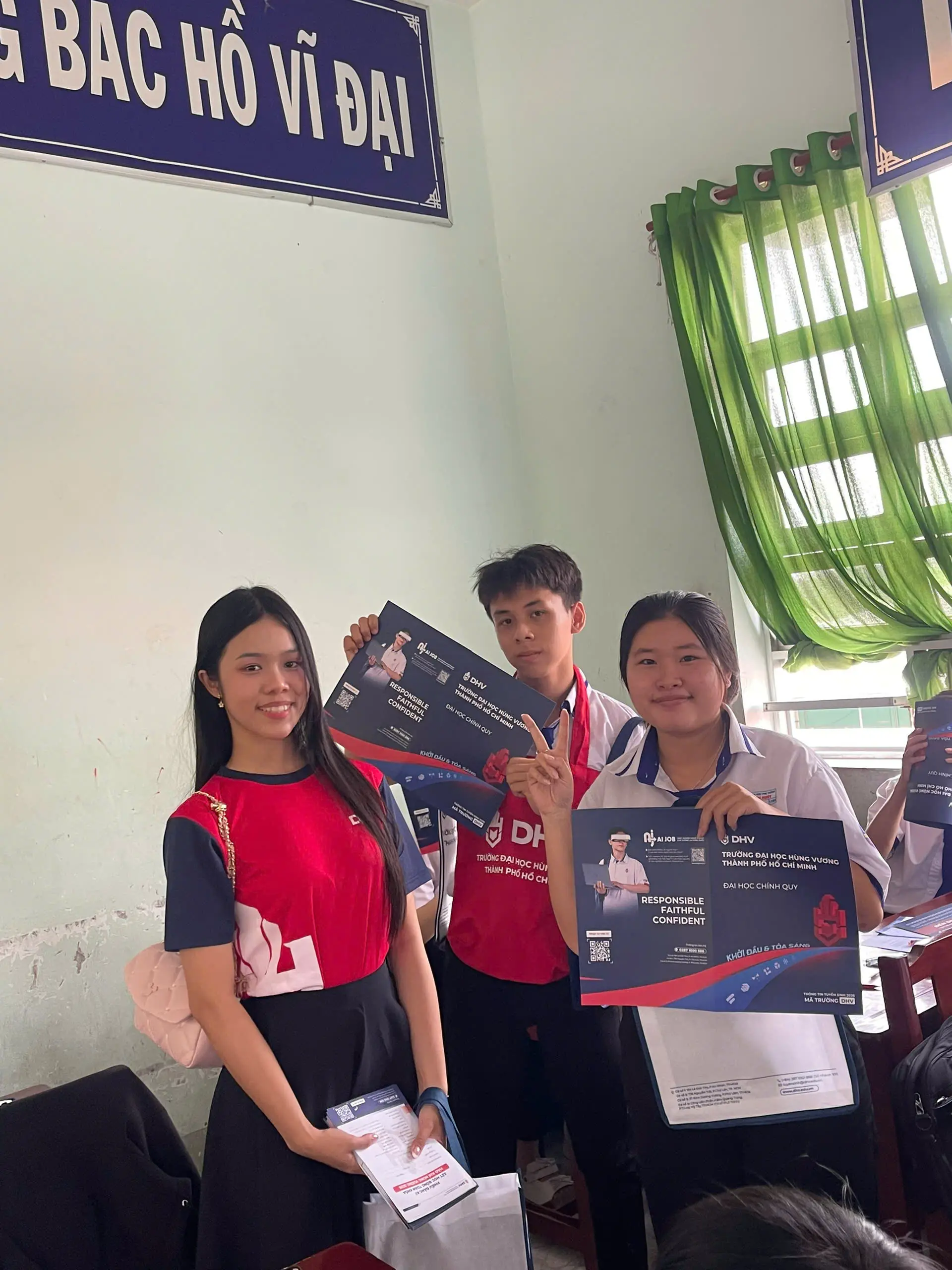DHV - Trường Đại Học Hùng Vương TPHCM