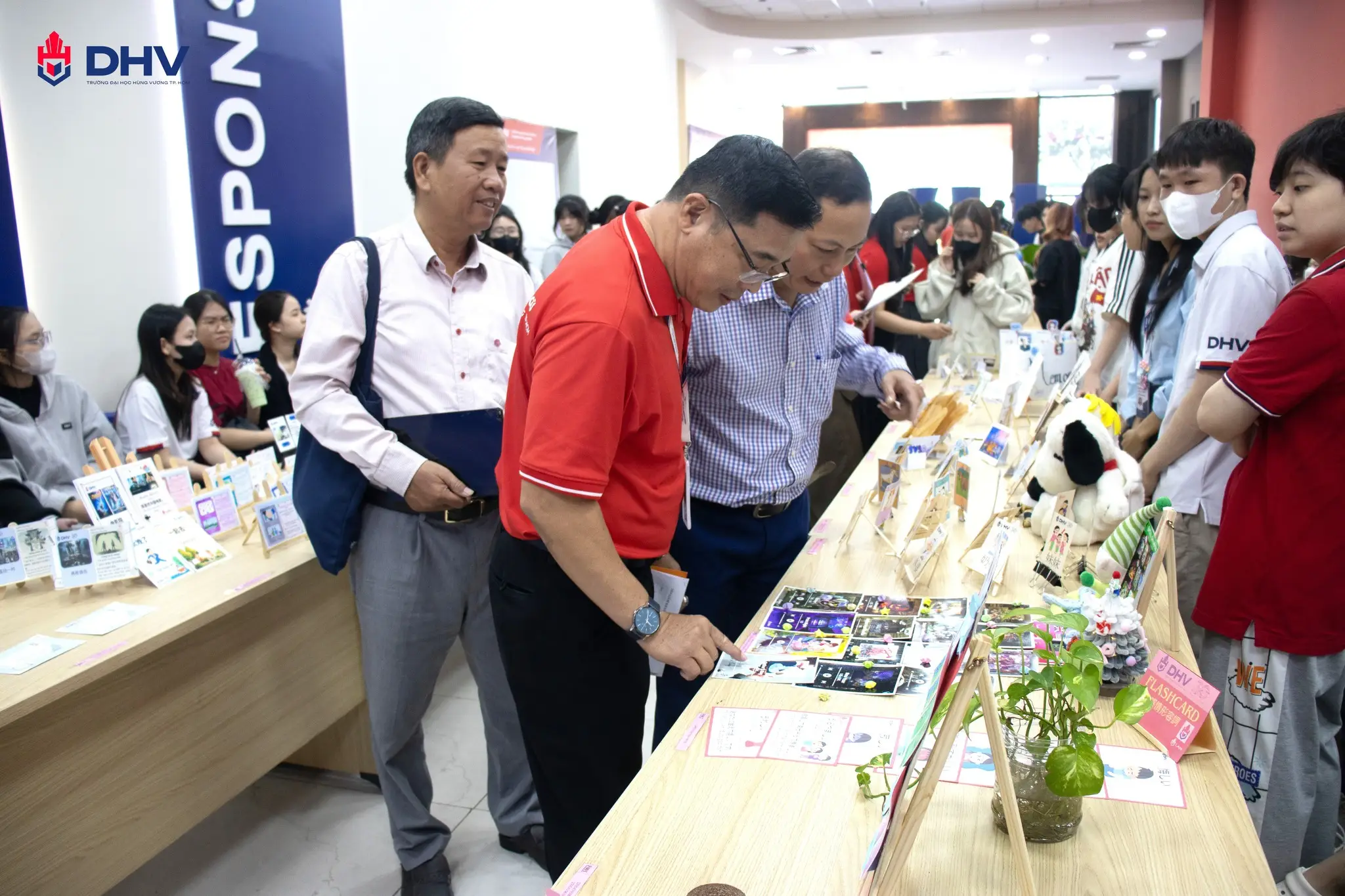 DHV - Trường Đại Học Hùng Vương TPHCM