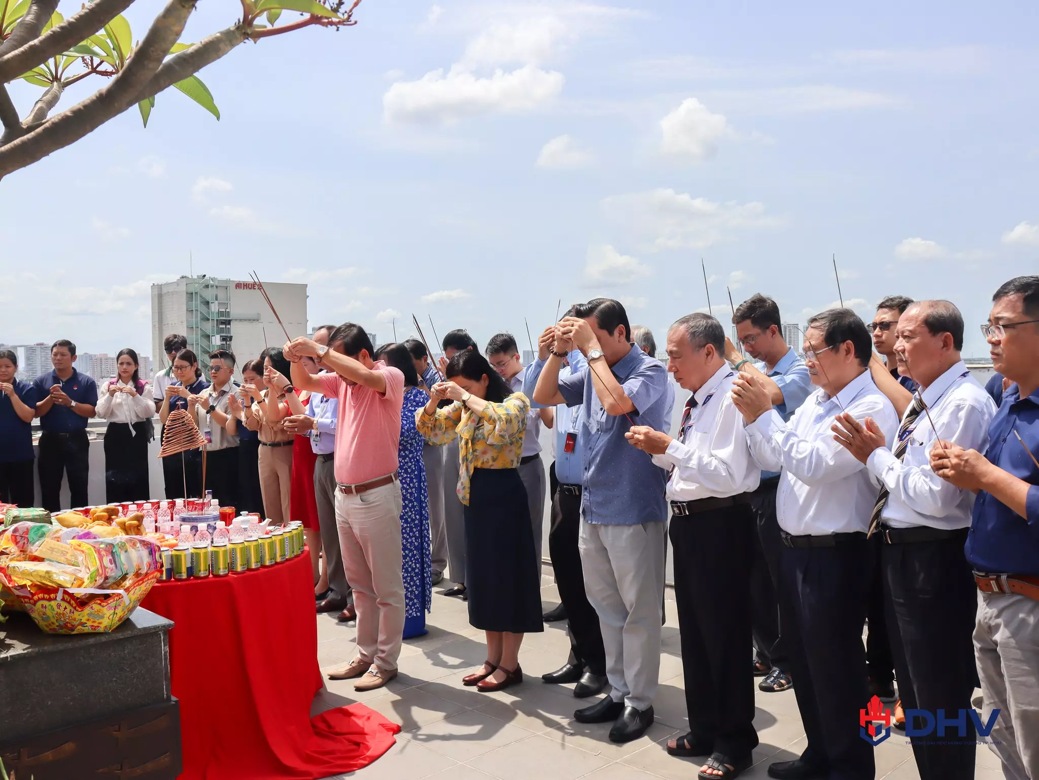 DHV - Trường Đại Học Hùng Vương TPHCM