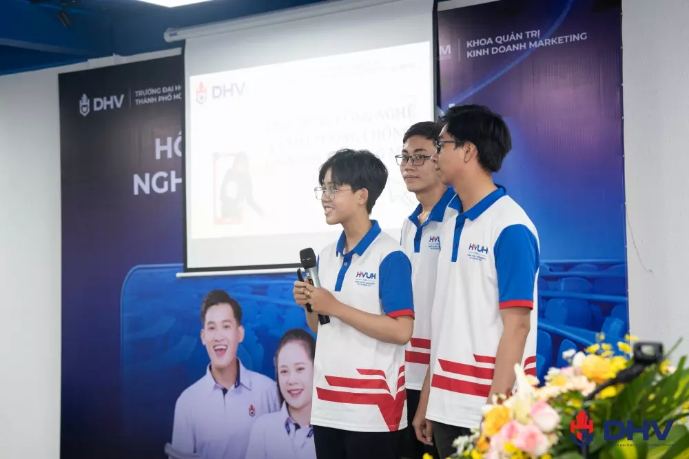 DHV - Trường Đại Học Hùng Vương TPHCM