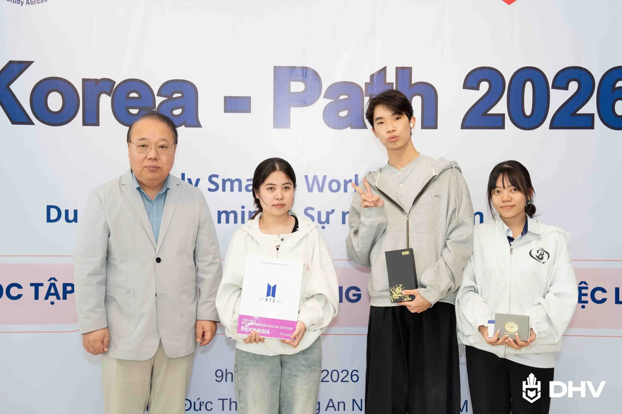 DHV - Trường Đại Học Hùng Vương TPHCM