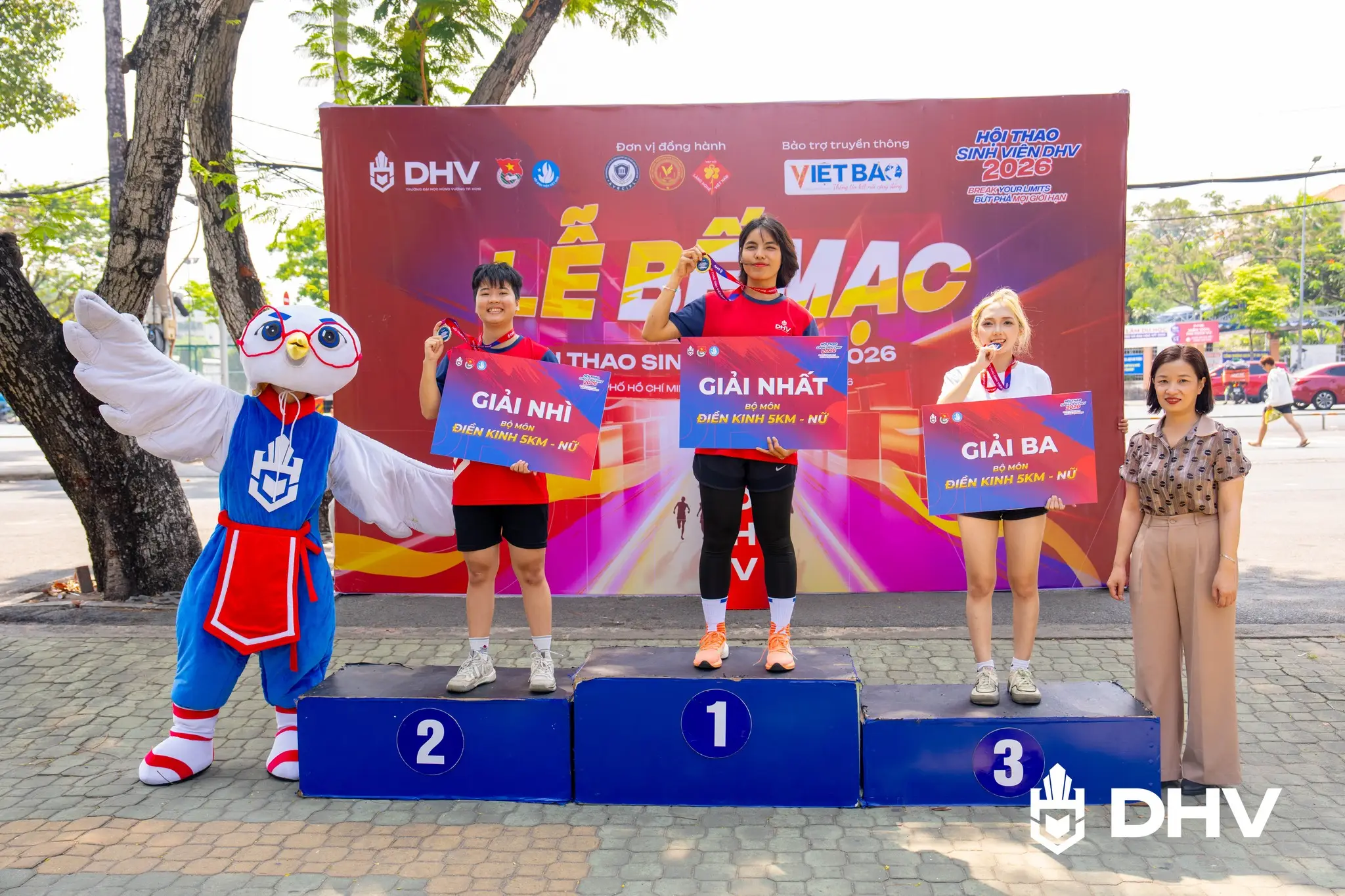 DHV - Trường Đại Học Hùng Vương TPHCM