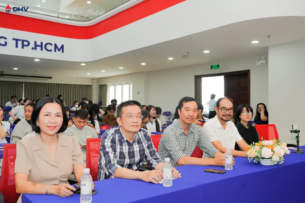 DHV - Trường Đại Học Hùng Vương TPHCM