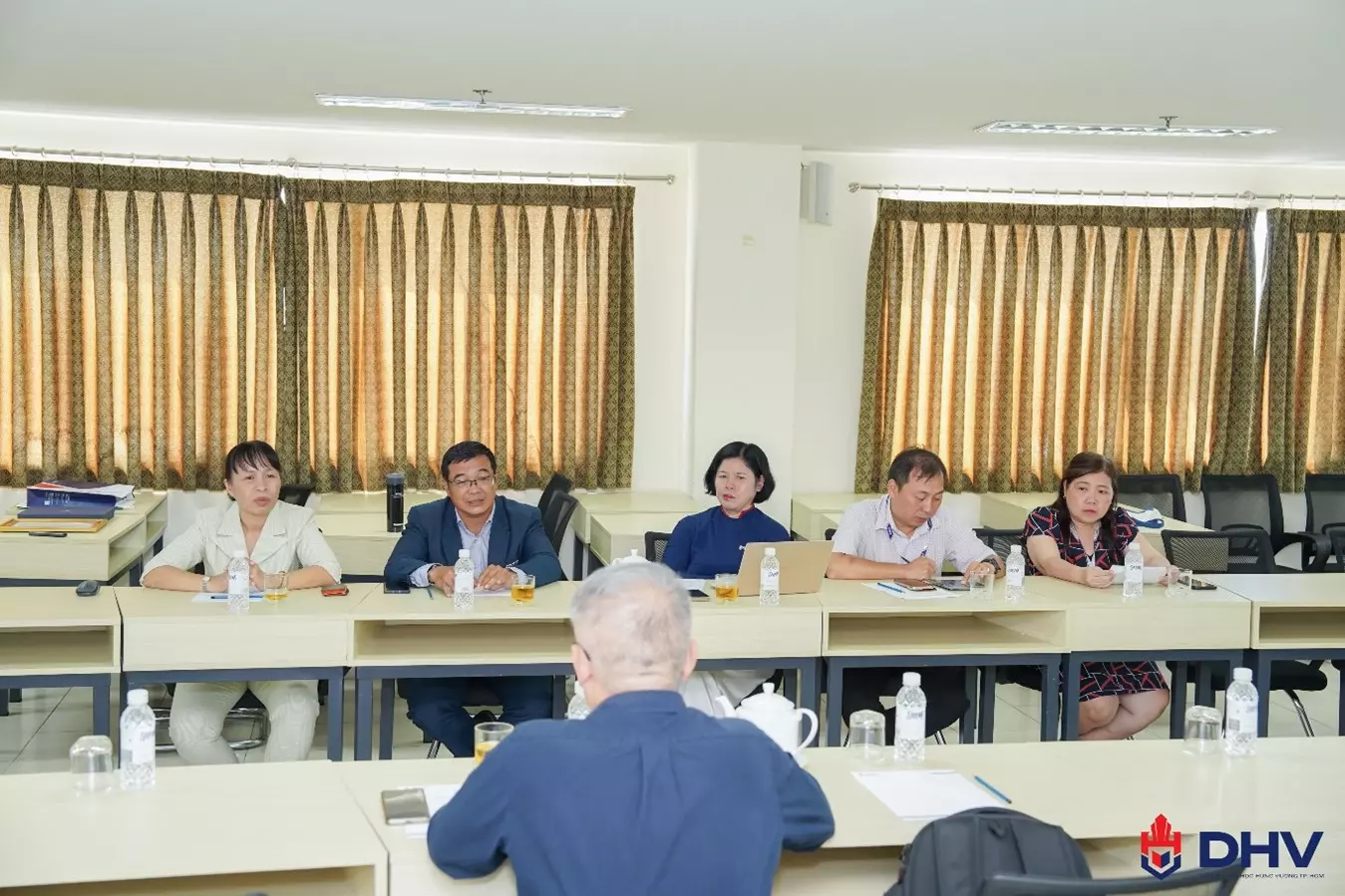 DHV - Trường Đại Học Hùng Vương TPHCM