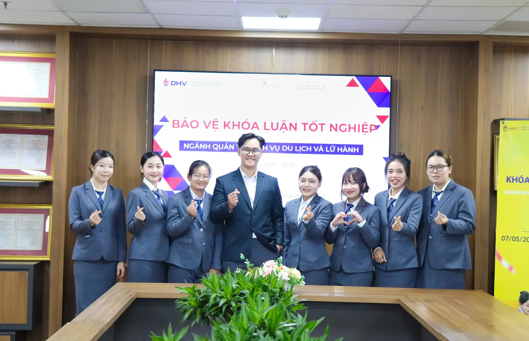 DHV - Trường Đại Học Hùng Vương TPHCM