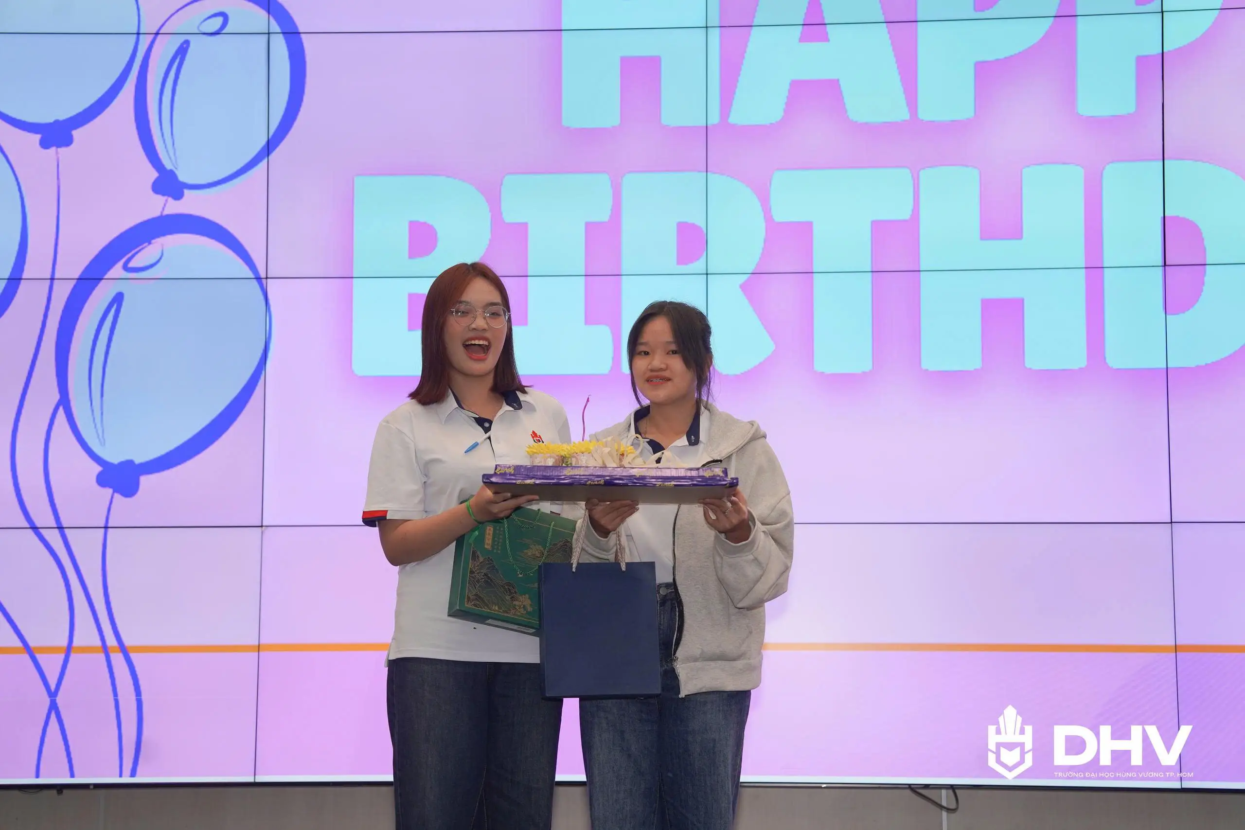 DHV - Trường Đại Học Hùng Vương TPHCM