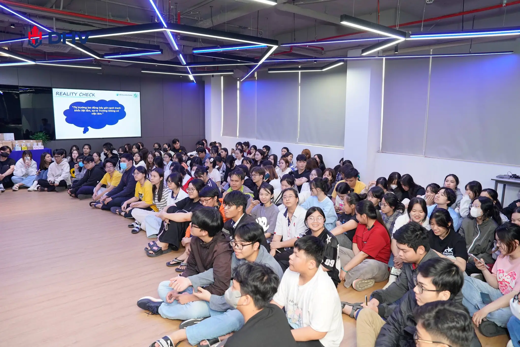 DHV - Trường Đại Học Hùng Vương TPHCM