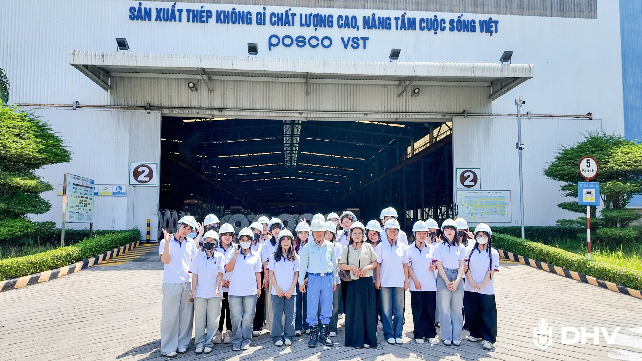 DHV - Trường Đại Học Hùng Vương TPHCM