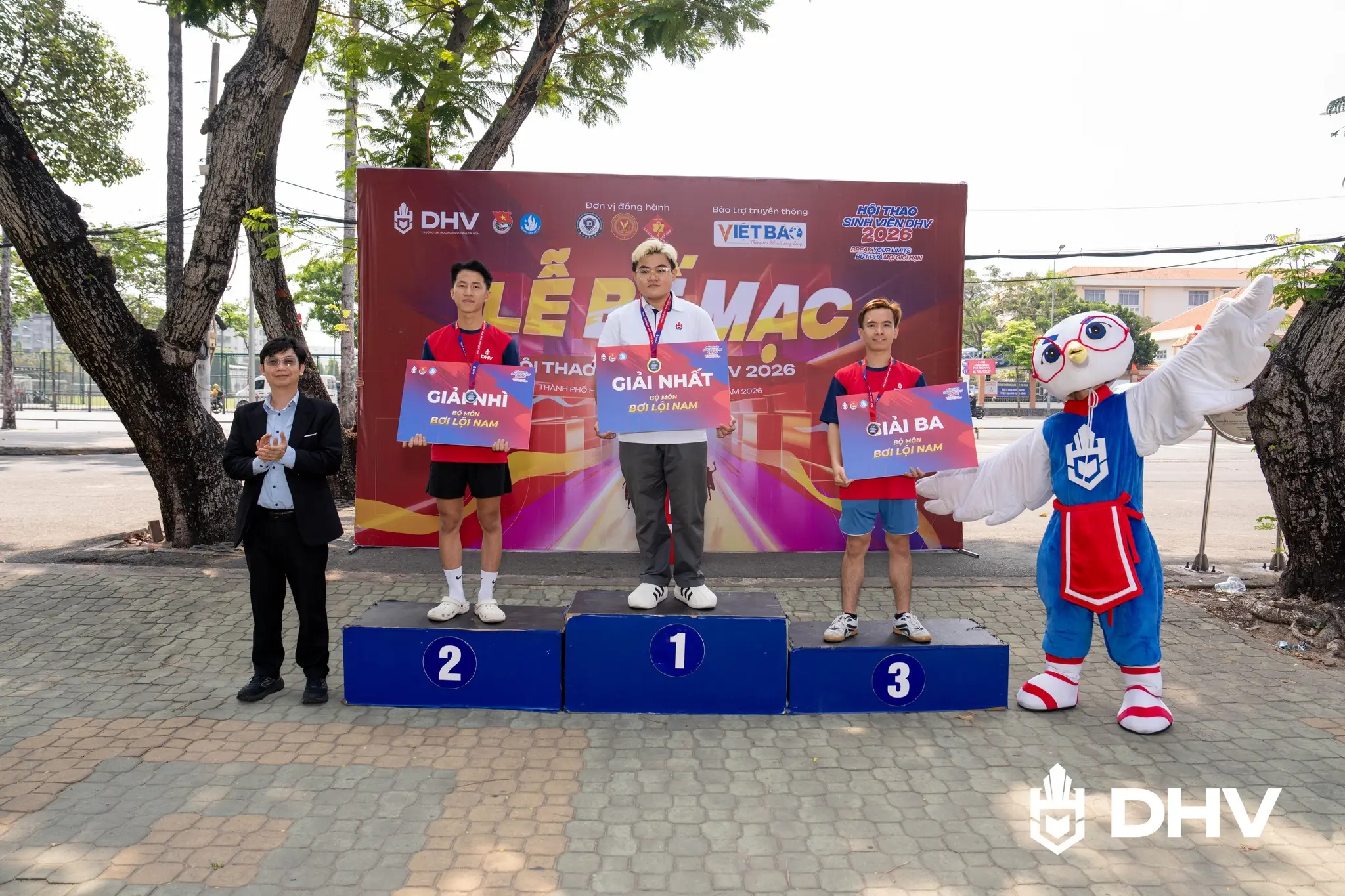 DHV - Trường Đại Học Hùng Vương TPHCM