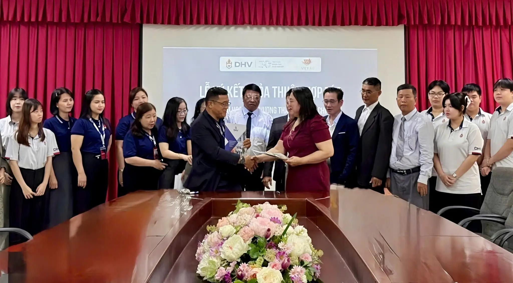 DHV - Trường Đại Học Hùng Vương TPHCM