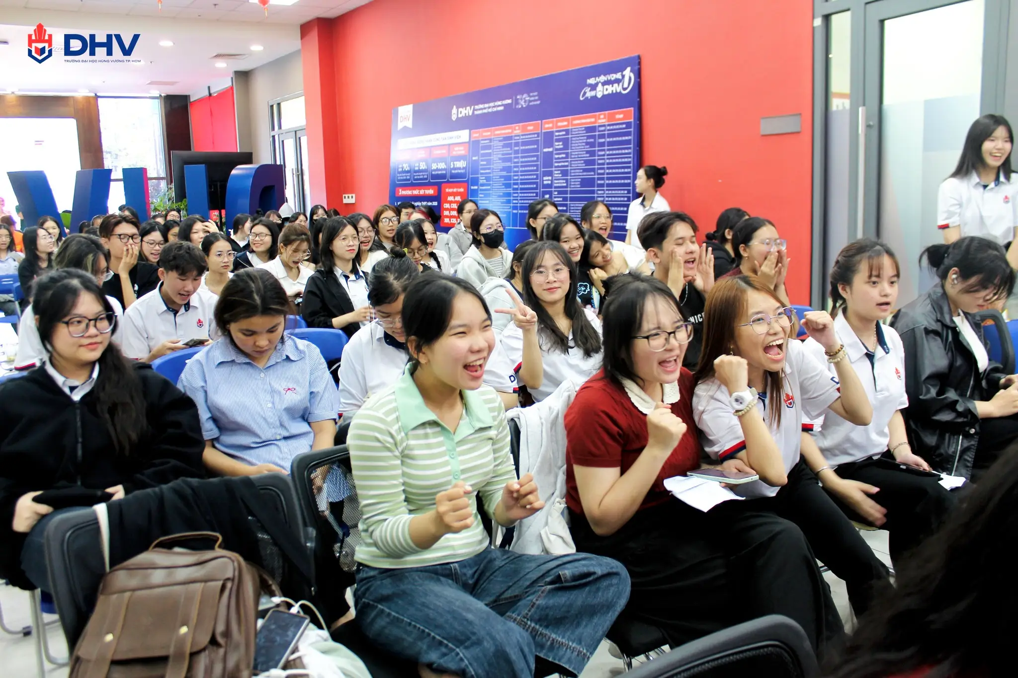 DHV - Trường Đại Học Hùng Vương TPHCM