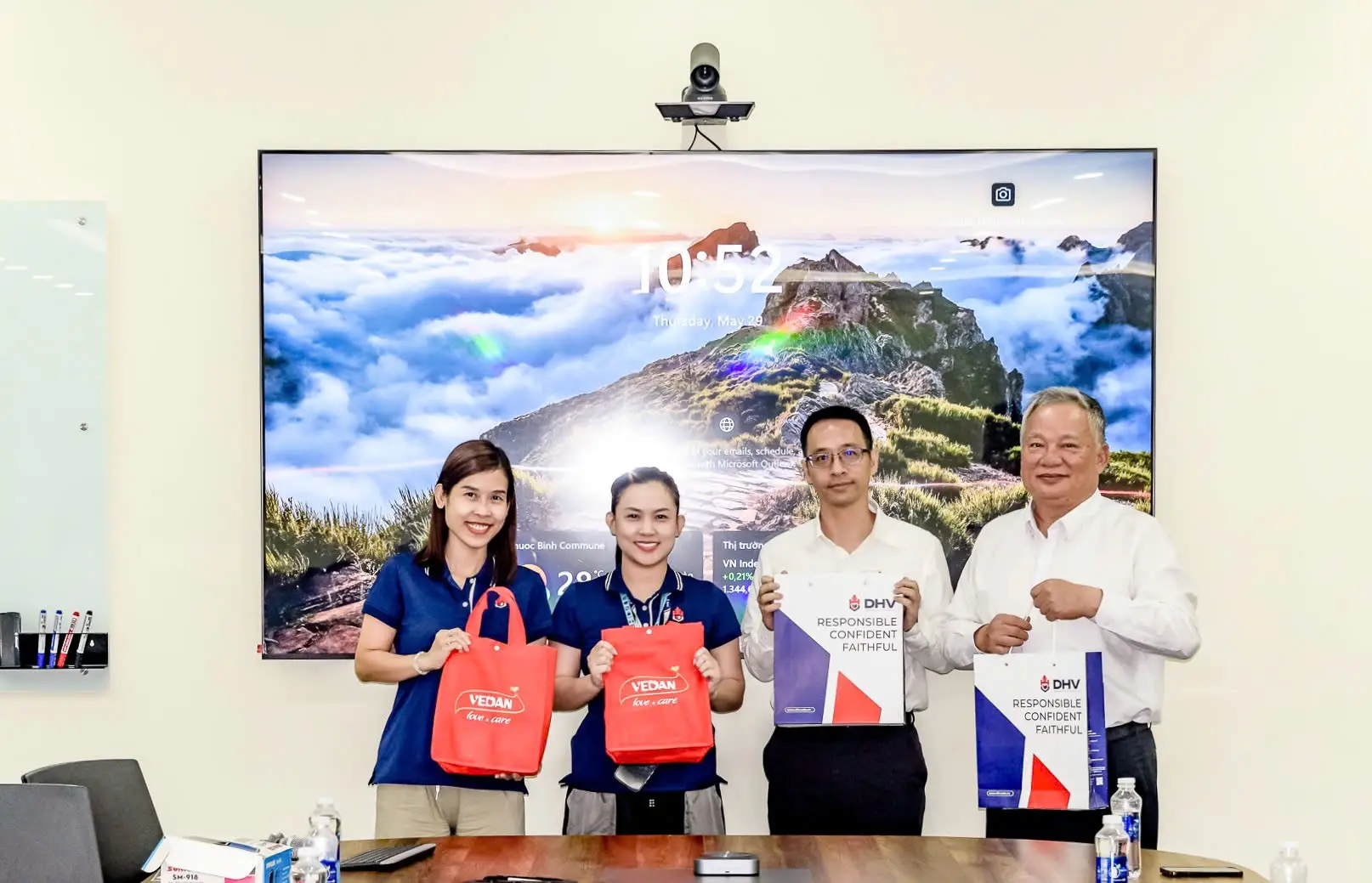DHV - Trường Đại Học Hùng Vương TPHCM