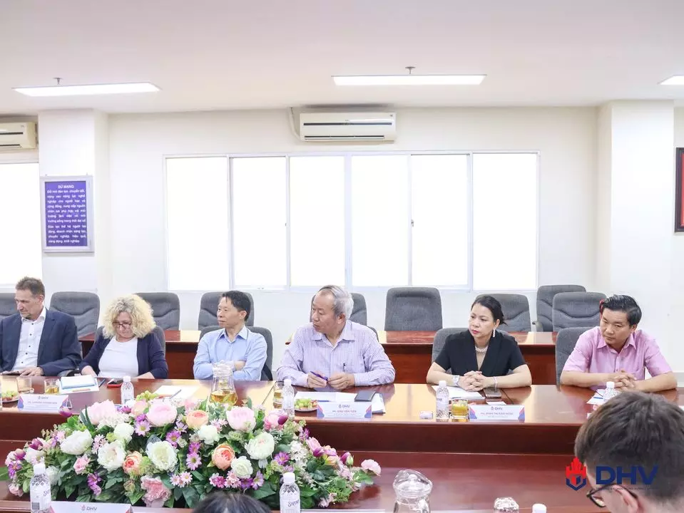 DHV - Trường Đại Học Hùng Vương TPHCM