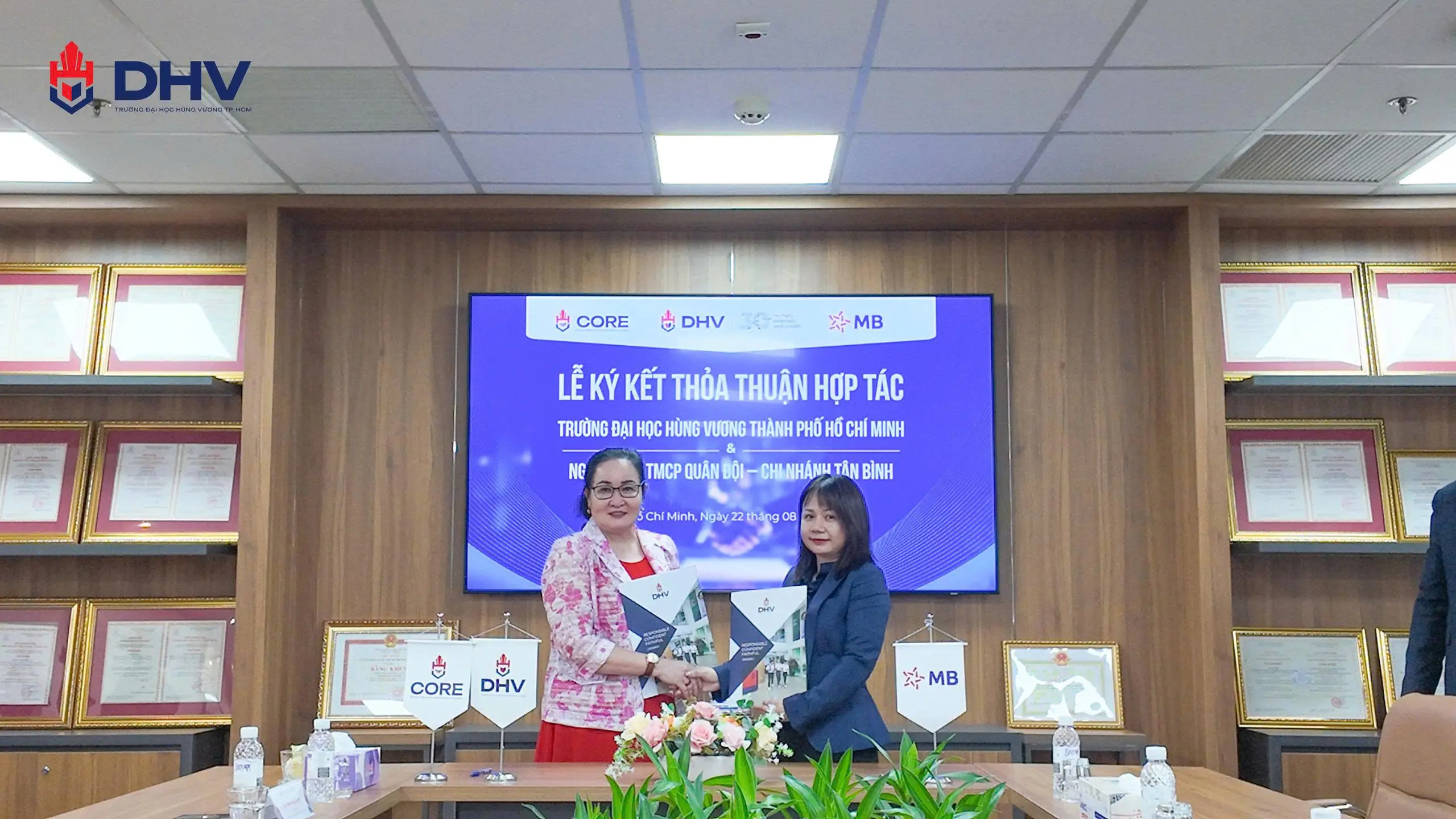 DHV - Trường Đại Học Hùng Vương TPHCM
