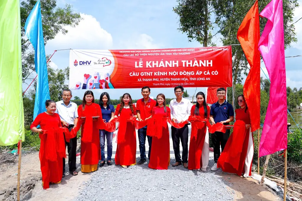 DHV - Trường Đại Học Hùng Vương TPHCM