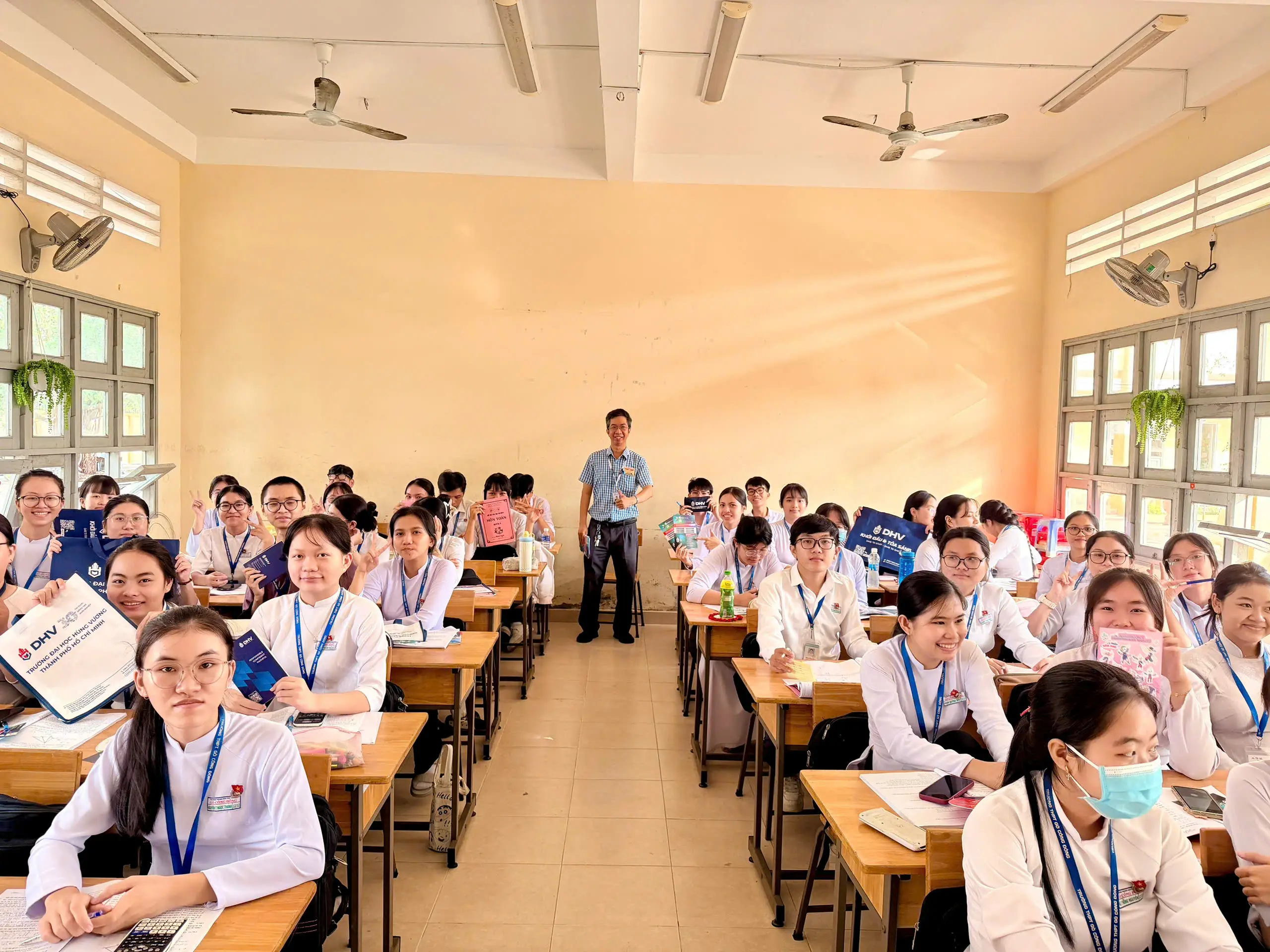 DHV - Trường Đại Học Hùng Vương TPHCM