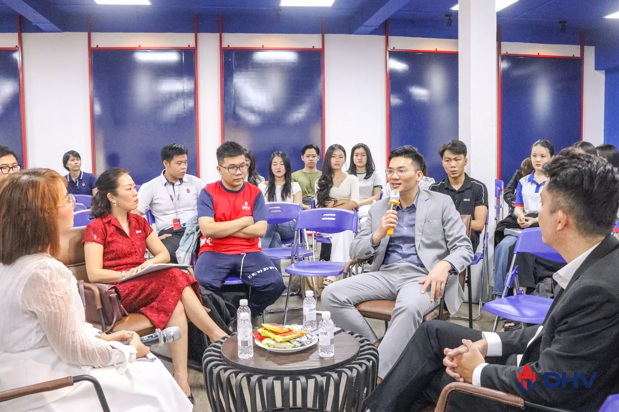 DHV - Trường Đại Học Hùng Vương TPHCM