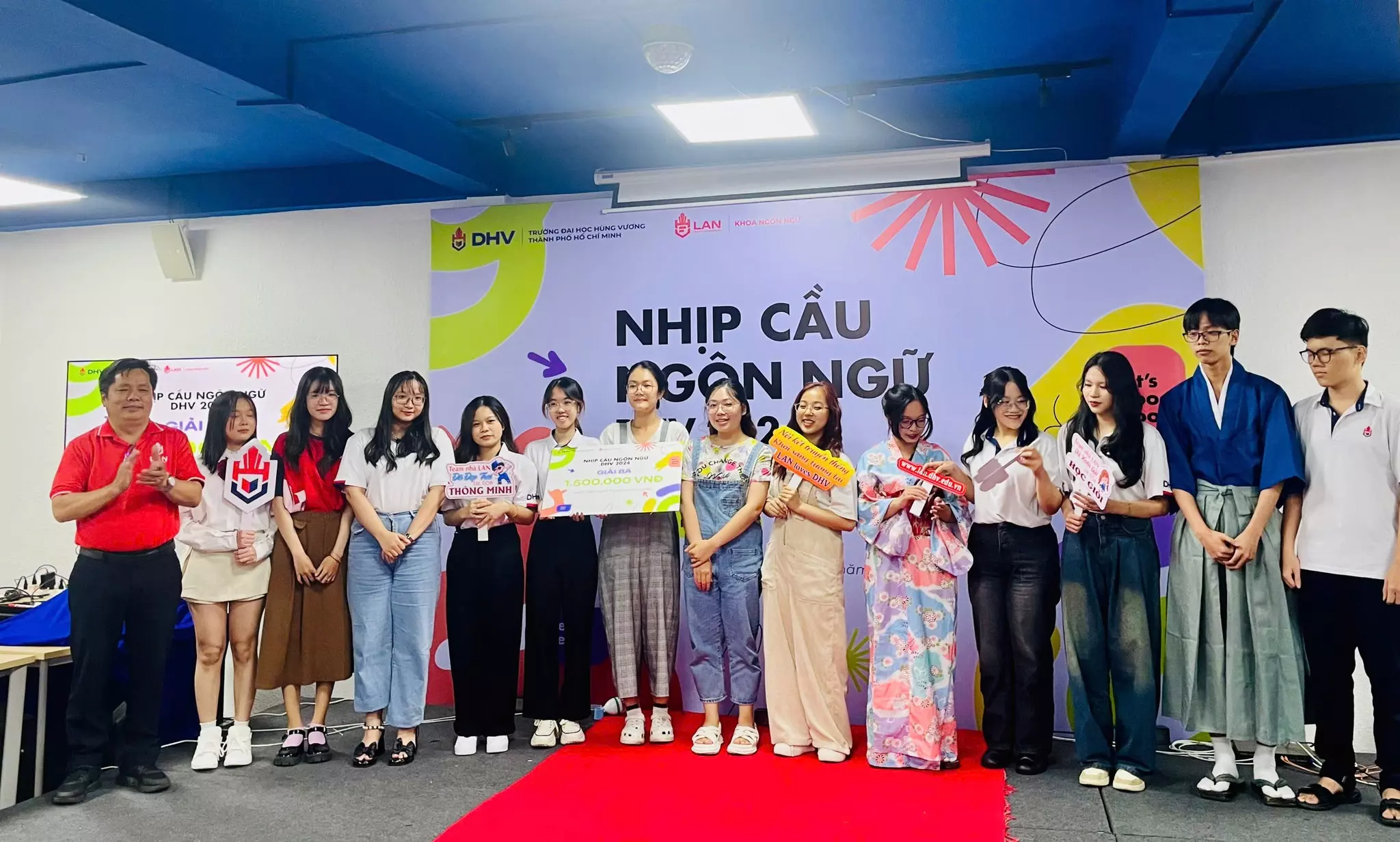DHV - Trường Đại Học Hùng Vương TPHCM