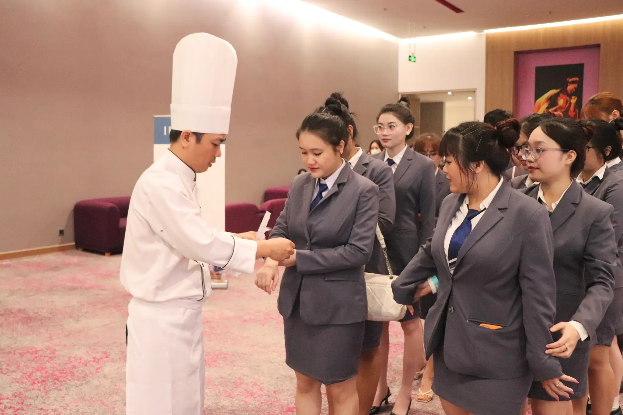 DHV - Trường Đại Học Hùng Vương TPHCM