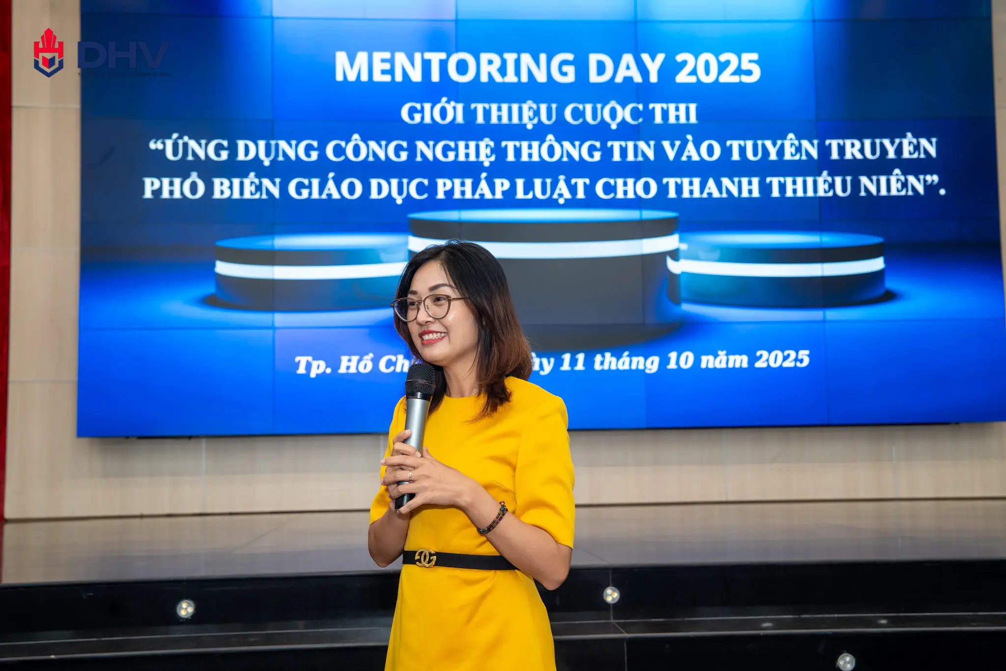 DHV - Trường Đại Học Hùng Vương TPHCM