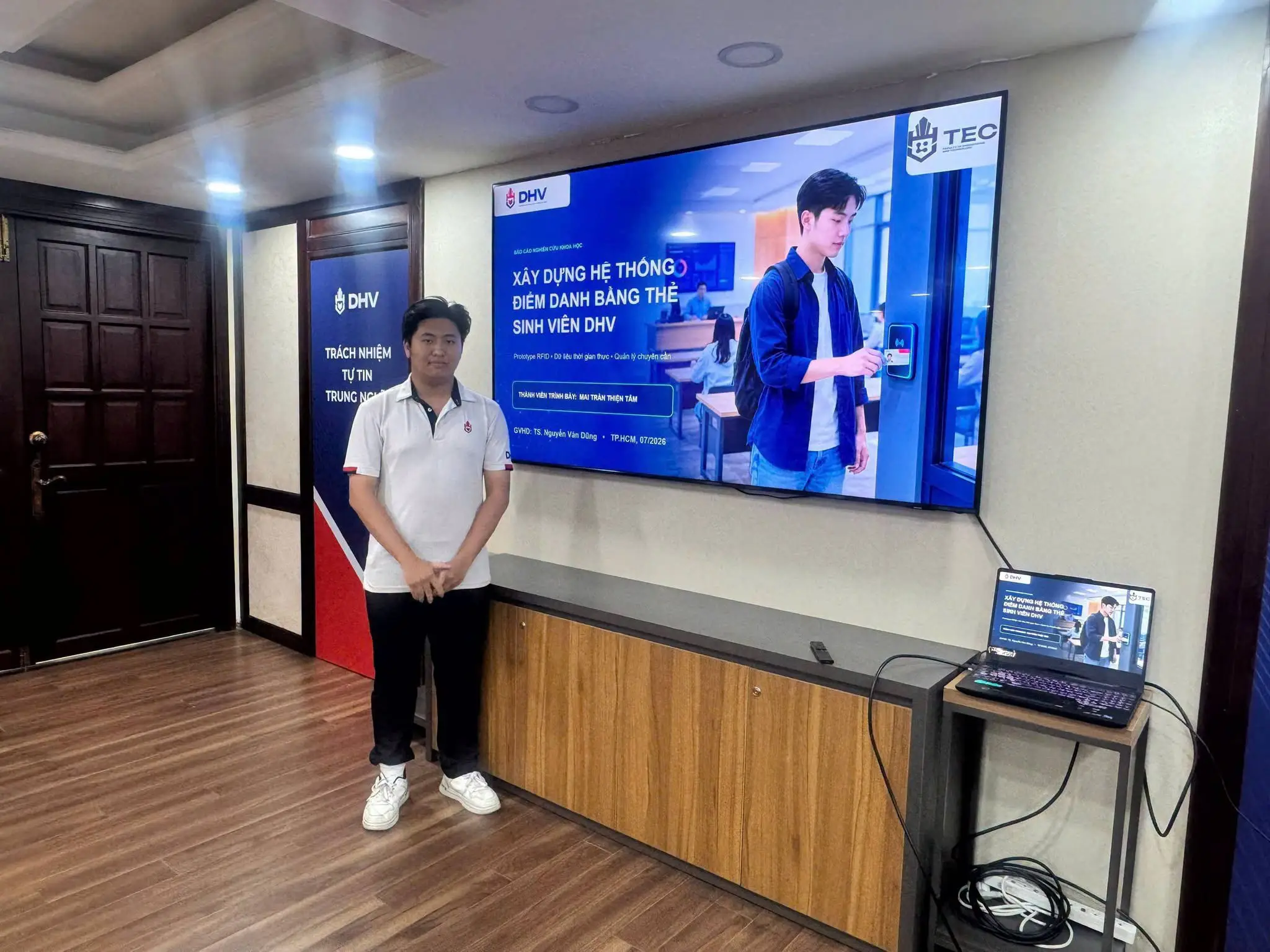 DHV - Trường Đại Học Hùng Vương TPHCM
