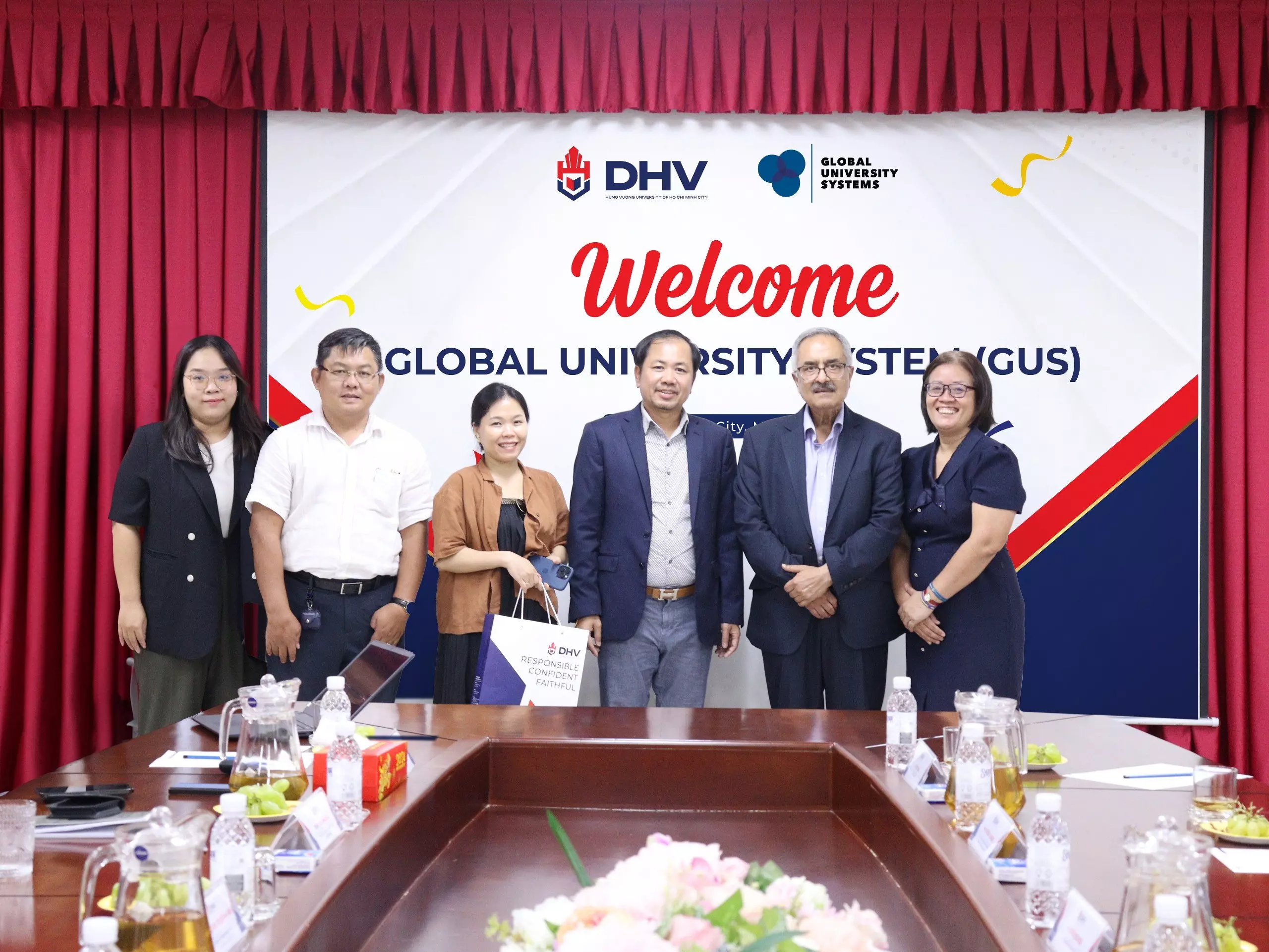 DHV - Trường Đại Học Hùng Vương TPHCM