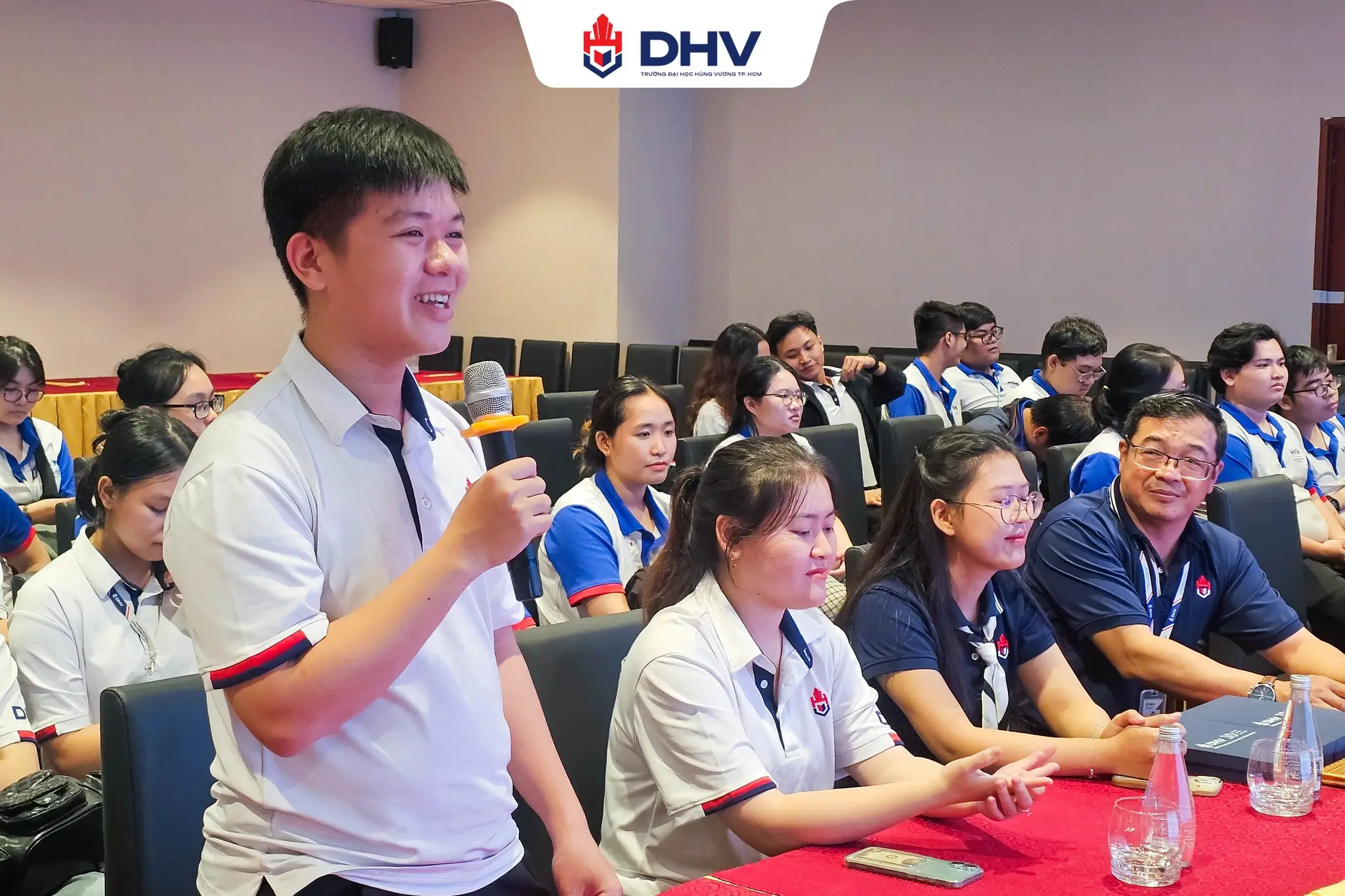 DHV - Trường Đại Học Hùng Vương TPHCM