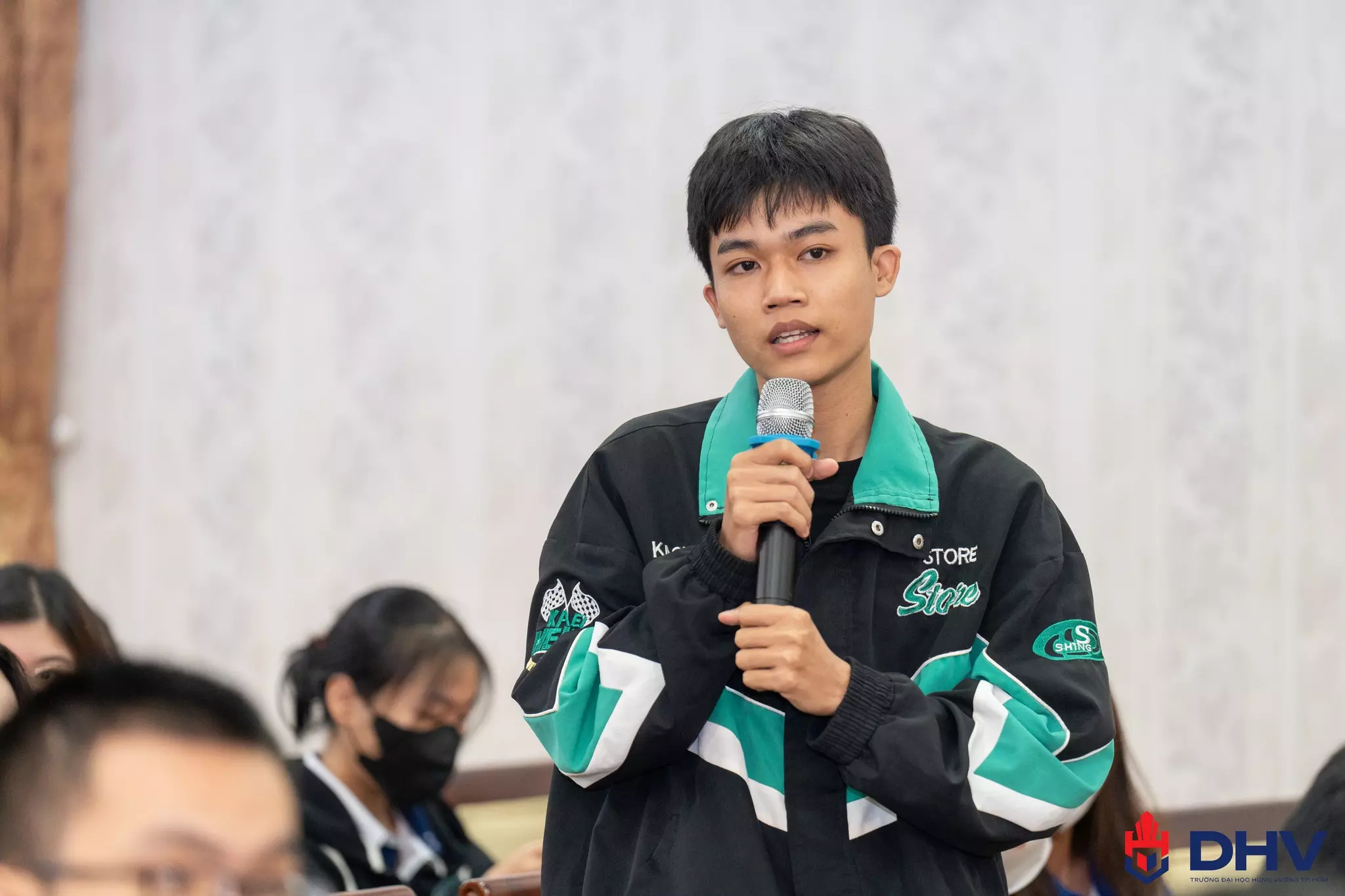 DHV - Trường Đại Học Hùng Vương TPHCM