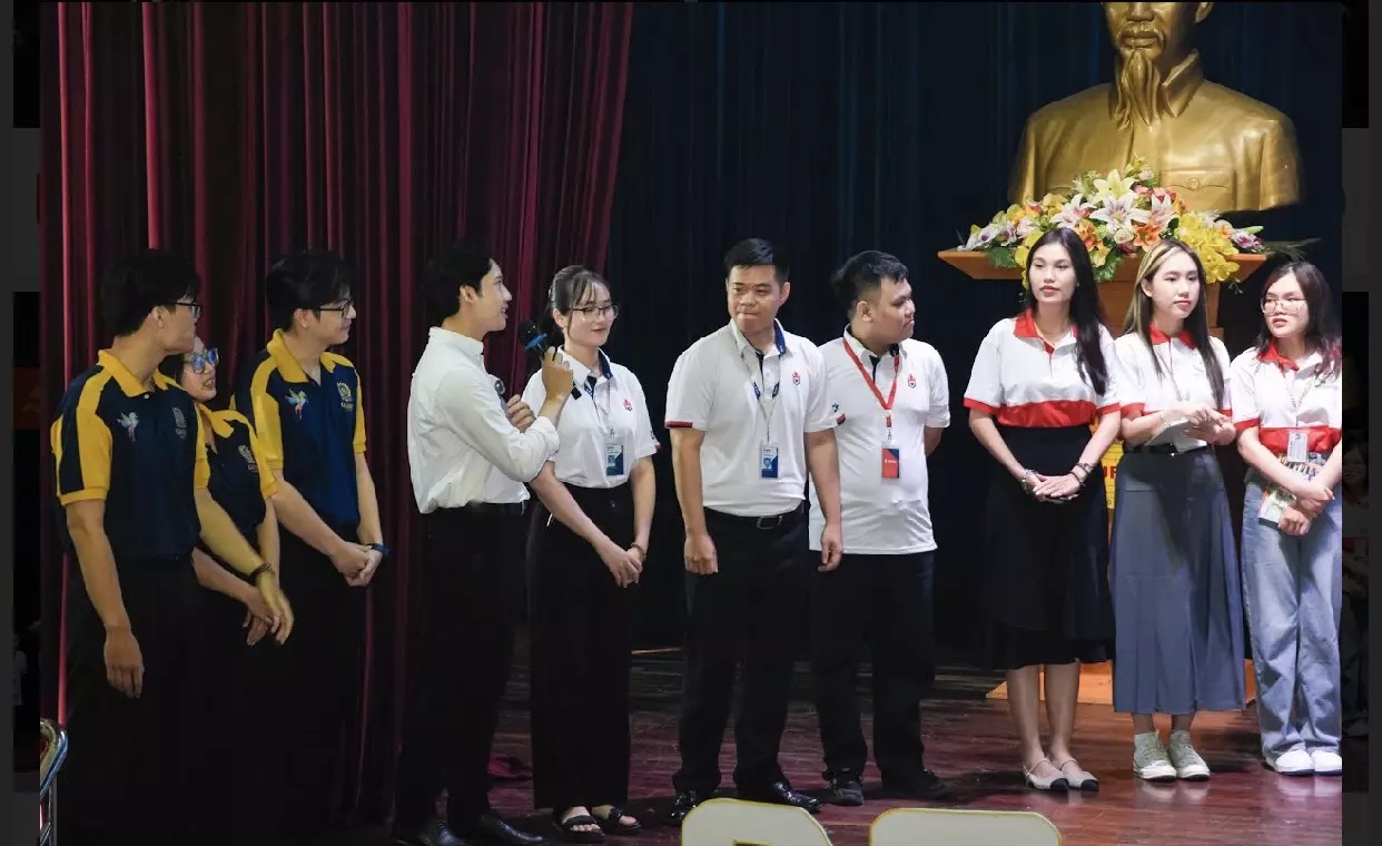 DHV - Trường Đại Học Hùng Vương TPHCM