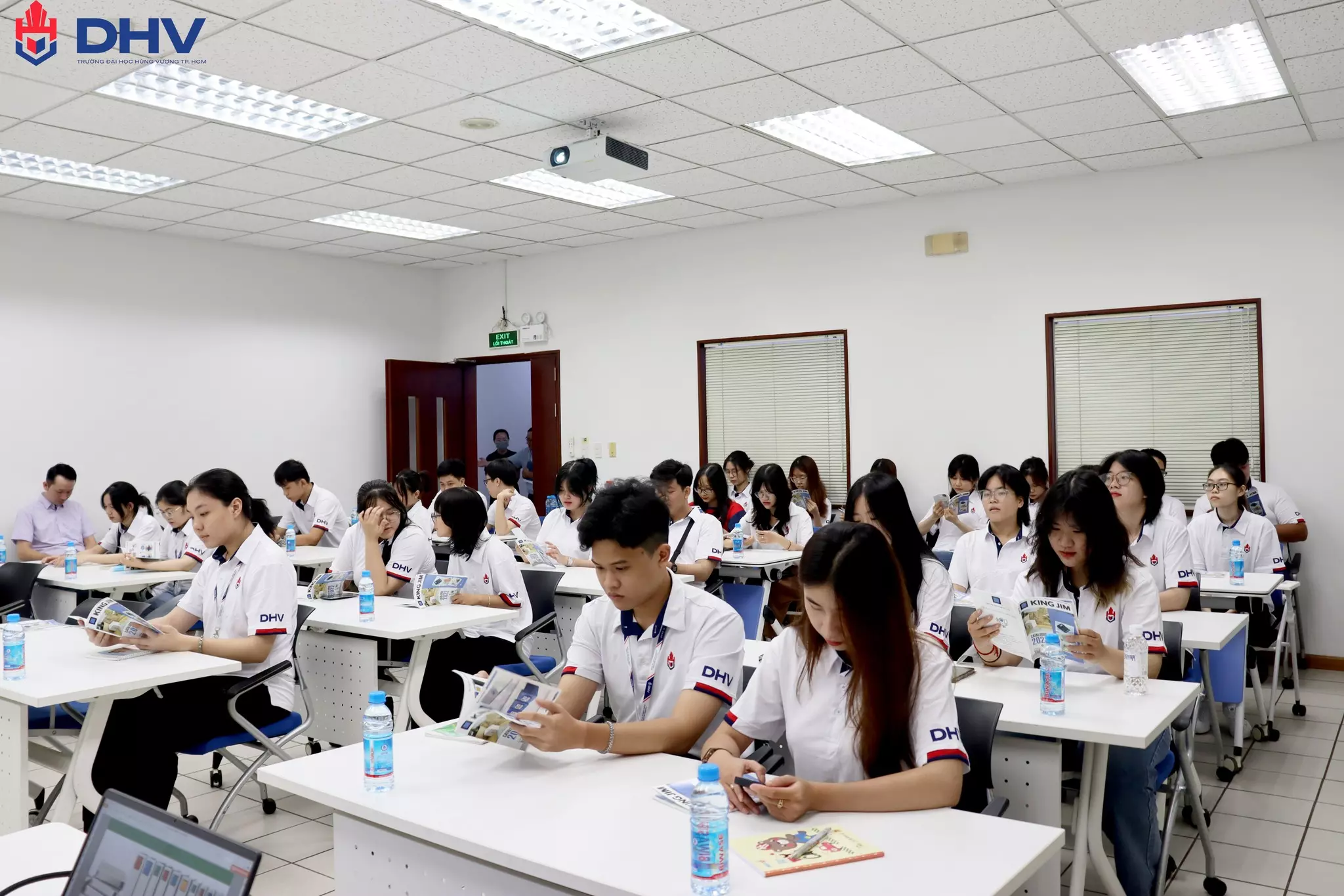DHV - Trường Đại Học Hùng Vương TPHCM