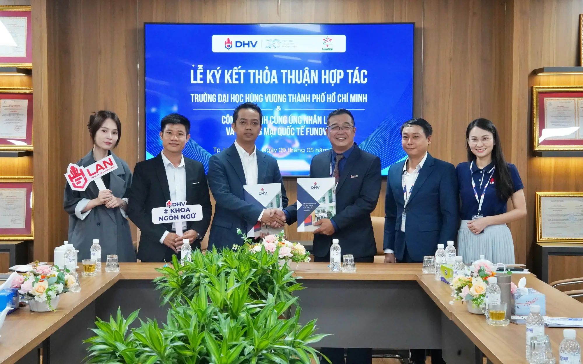 DHV - Trường Đại Học Hùng Vương TPHCM