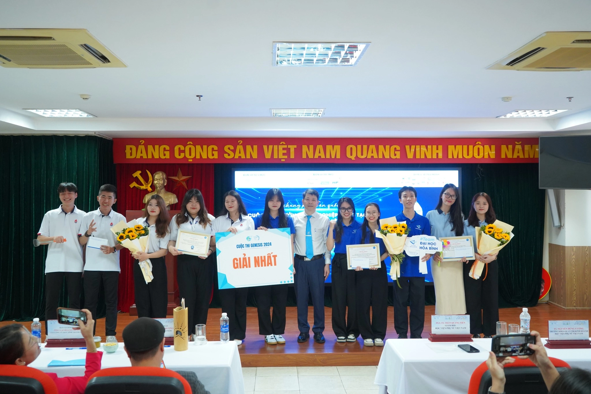 DHV - Trường Đại Học Hùng Vương TPHCM