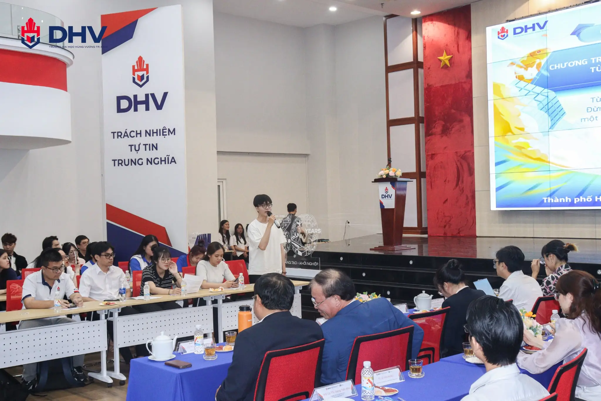 DHV - Trường Đại Học Hùng Vương TPHCM